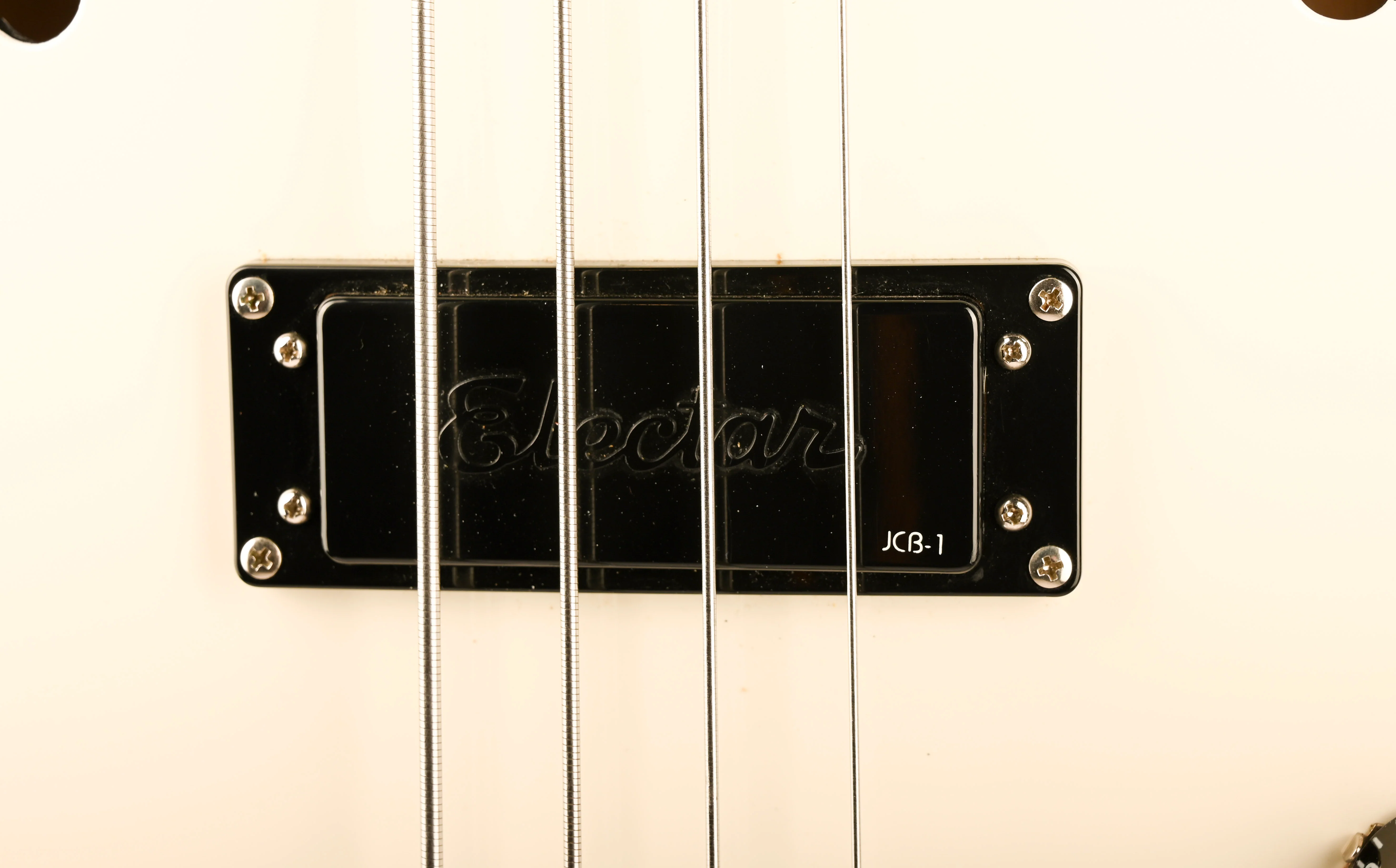 Used Epiphone Limited Edition Jack Casady Semi-Hollow Bass Alpine White with OHSC - Image 7