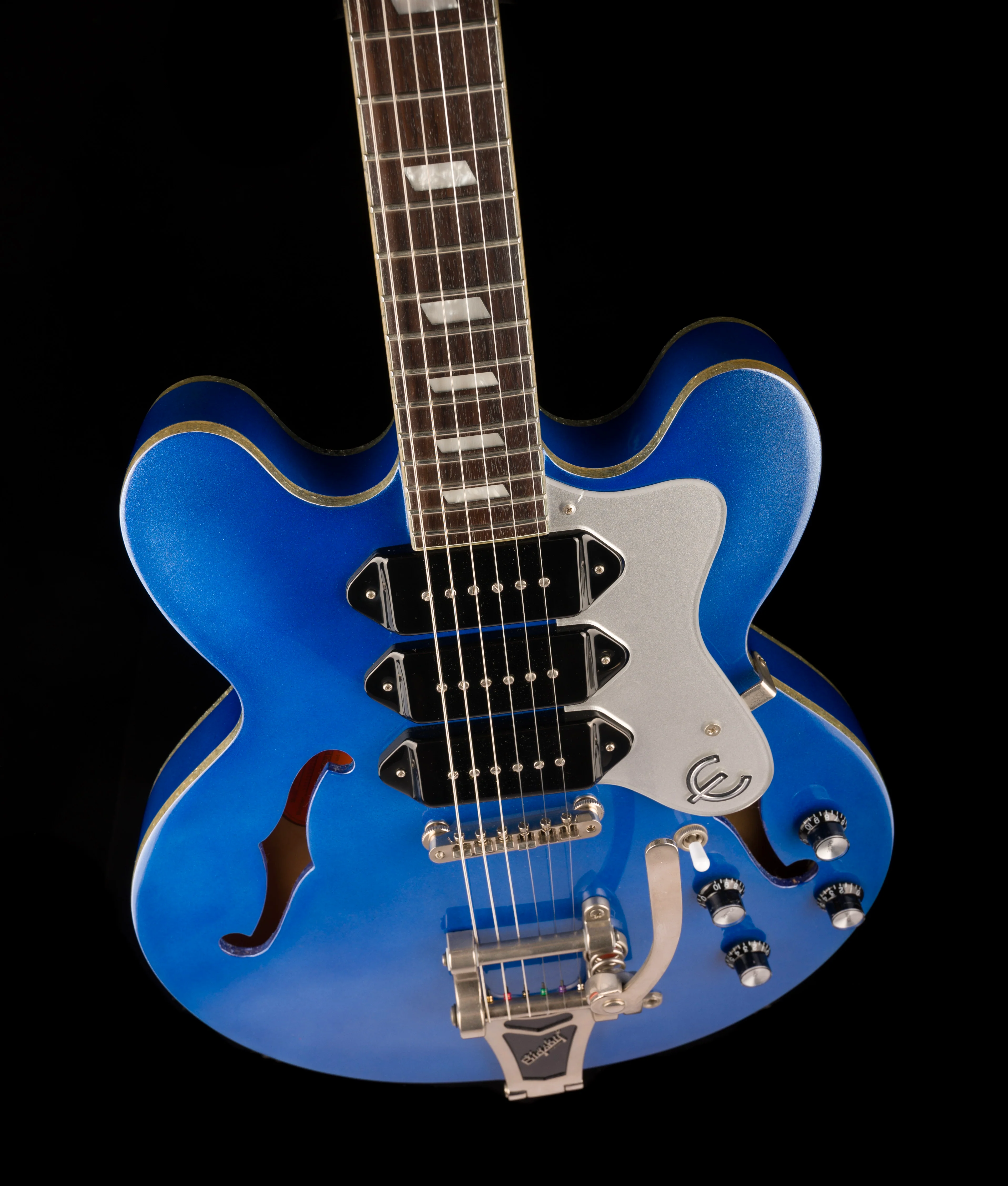 Used Epiphone Limited Edition Riviera Custom P93 Royale Chicago Blue Pearl with Gig Bag - Image 4