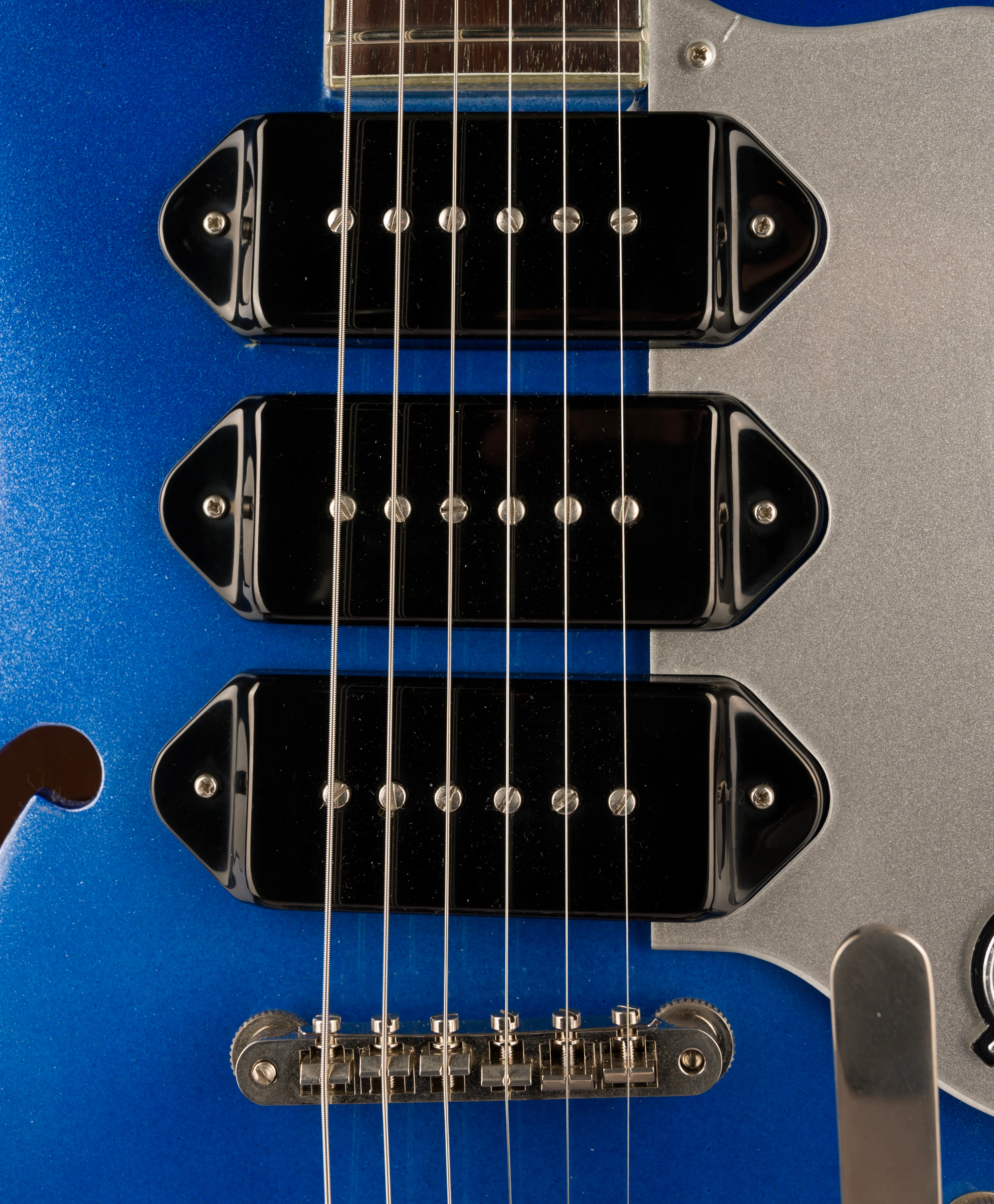 Used Epiphone Limited Edition Riviera Custom P93 Royale Chicago Blue Pearl with Gig Bag - Image 7