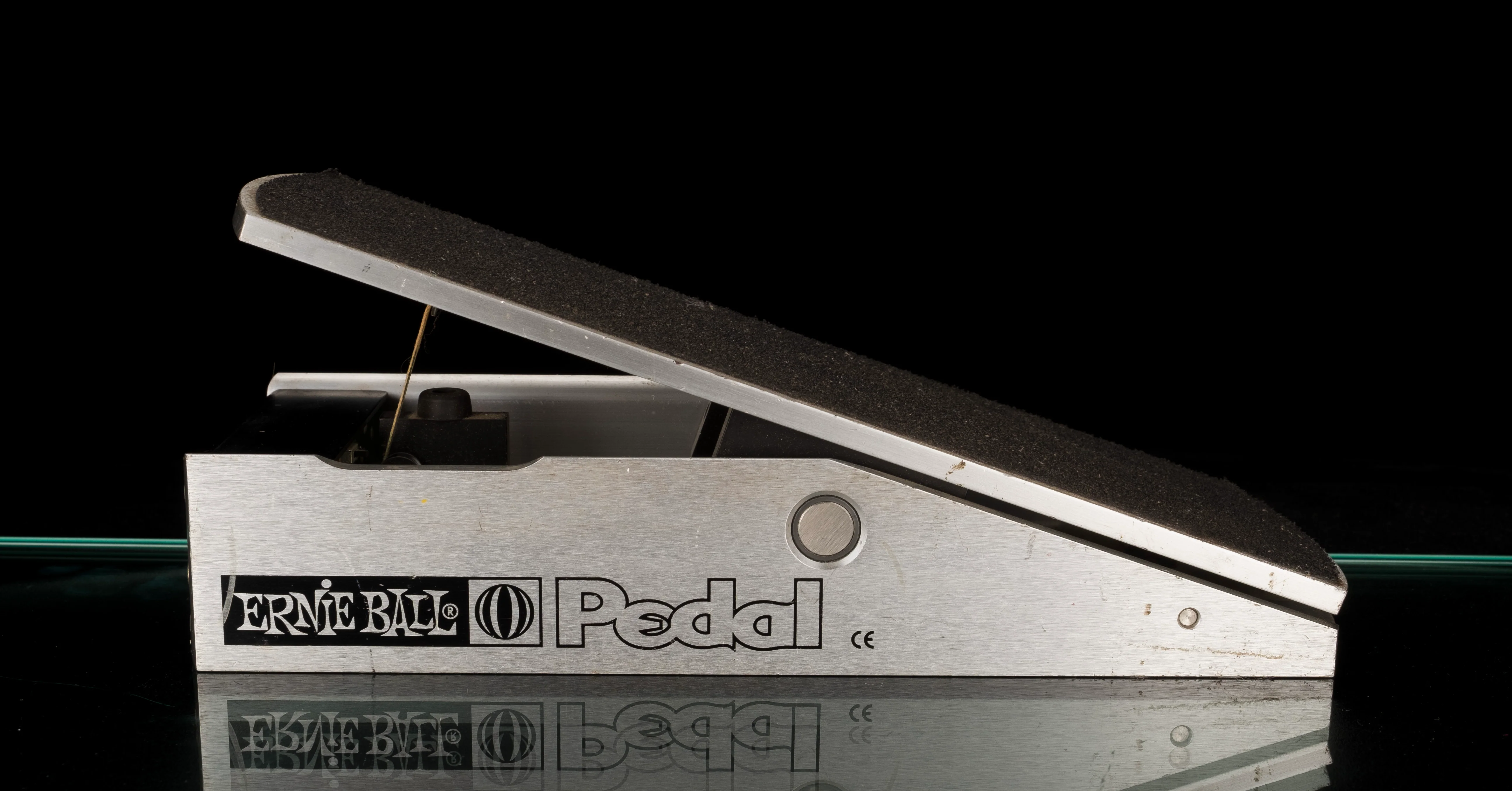 Used Ernie Ball Volume Pedal - Image 4
