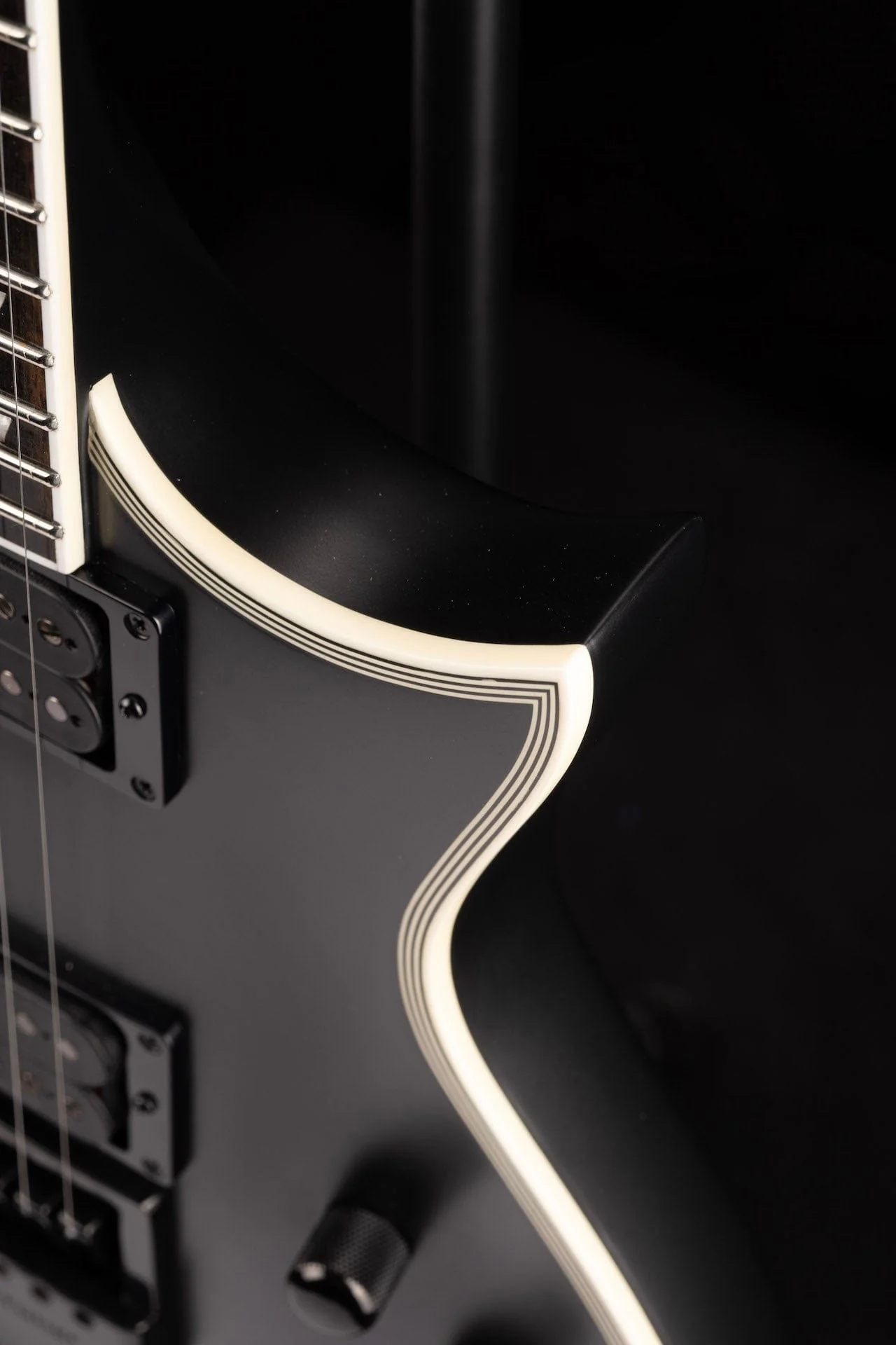 Used ESP Eclipse E-II Evertune Black Satin with OHSC - Image 6