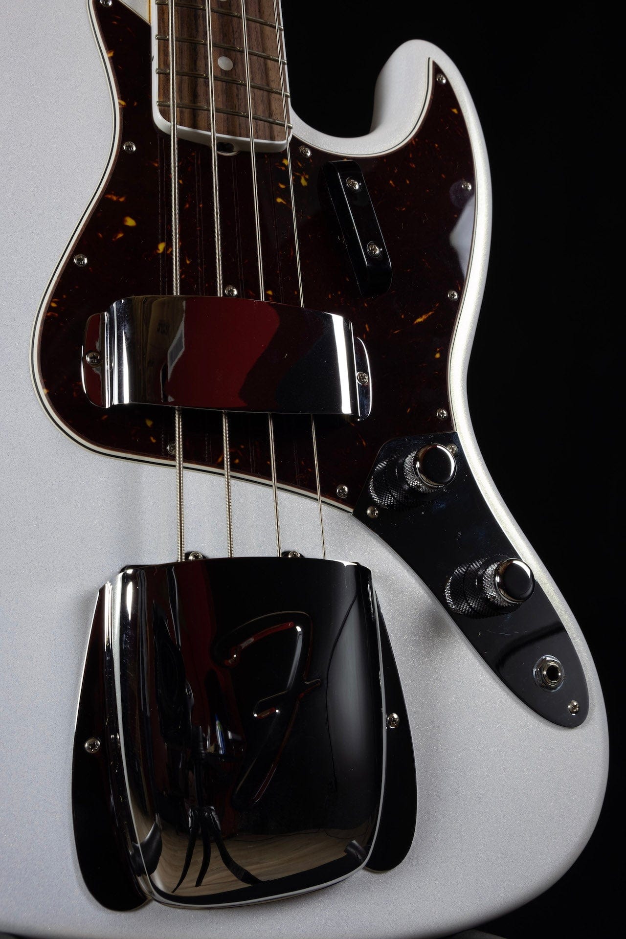 Used Fender 60th Annviersary 60's Jazz Bass Arctic Pearl with Case - Image 5