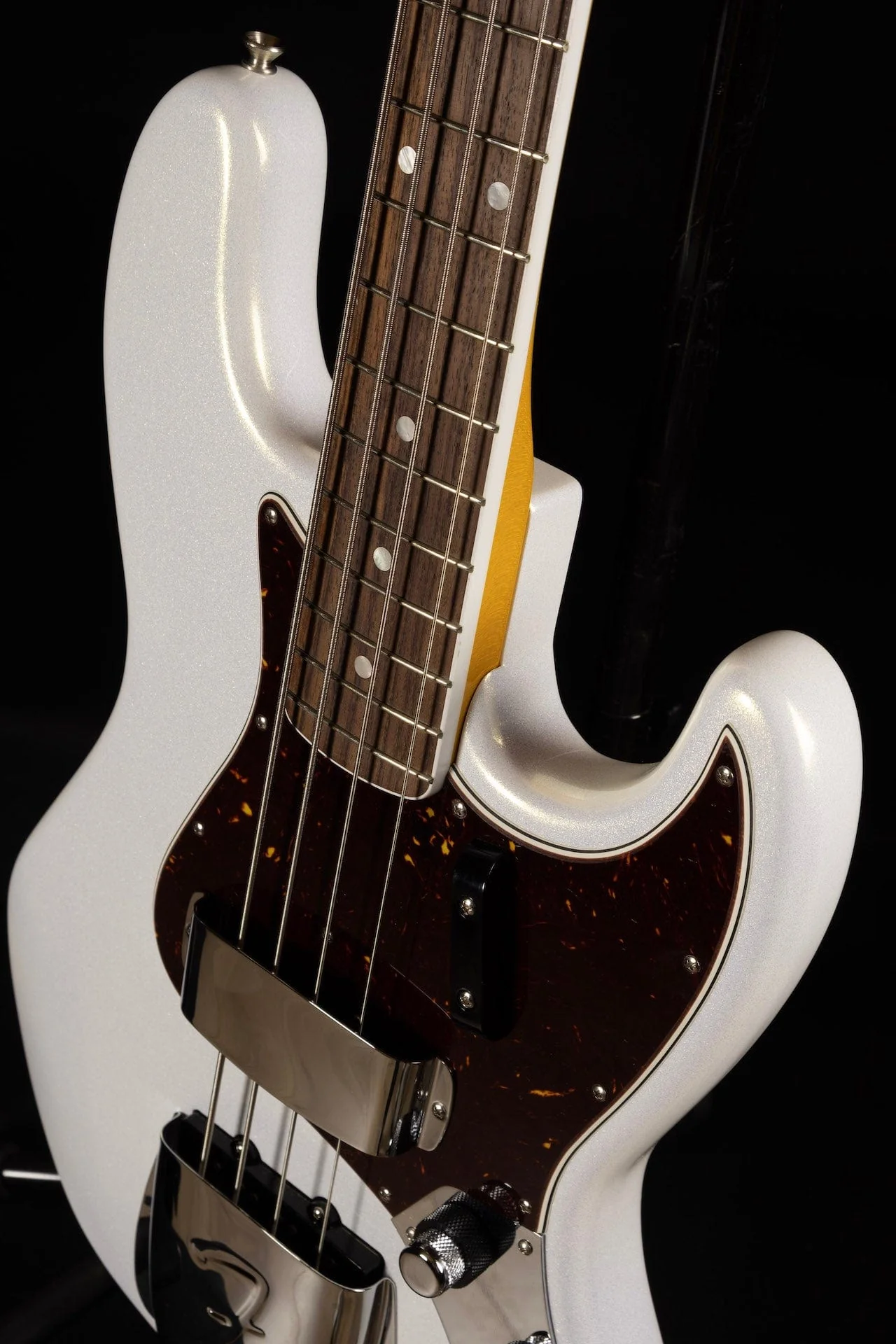 Used Fender 60th Annviersary 60's Jazz Bass Arctic Pearl with Case - Image 7