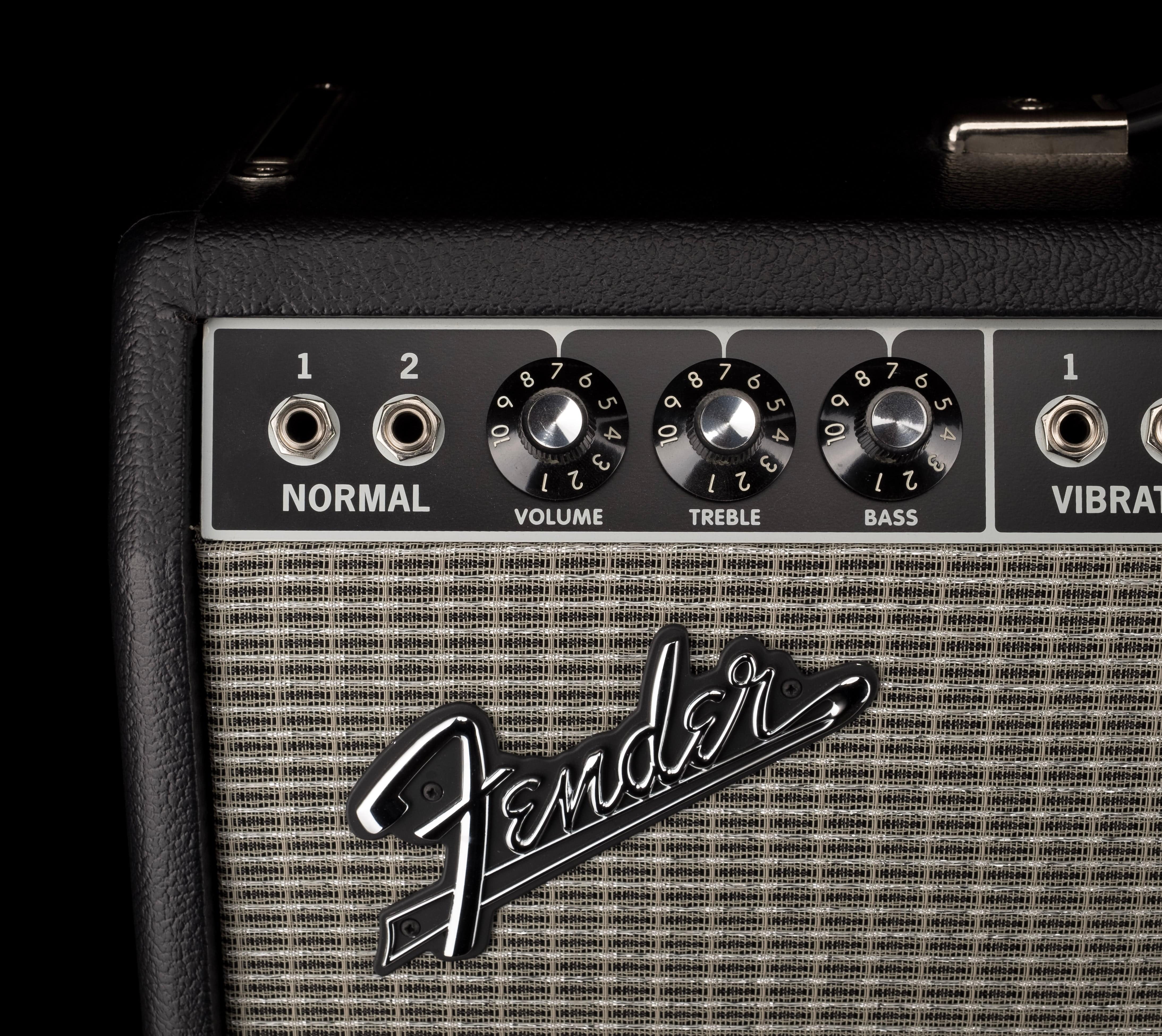 Used Fender '65 Deluxe Reverb Guitar Amp Combo - Image 4
