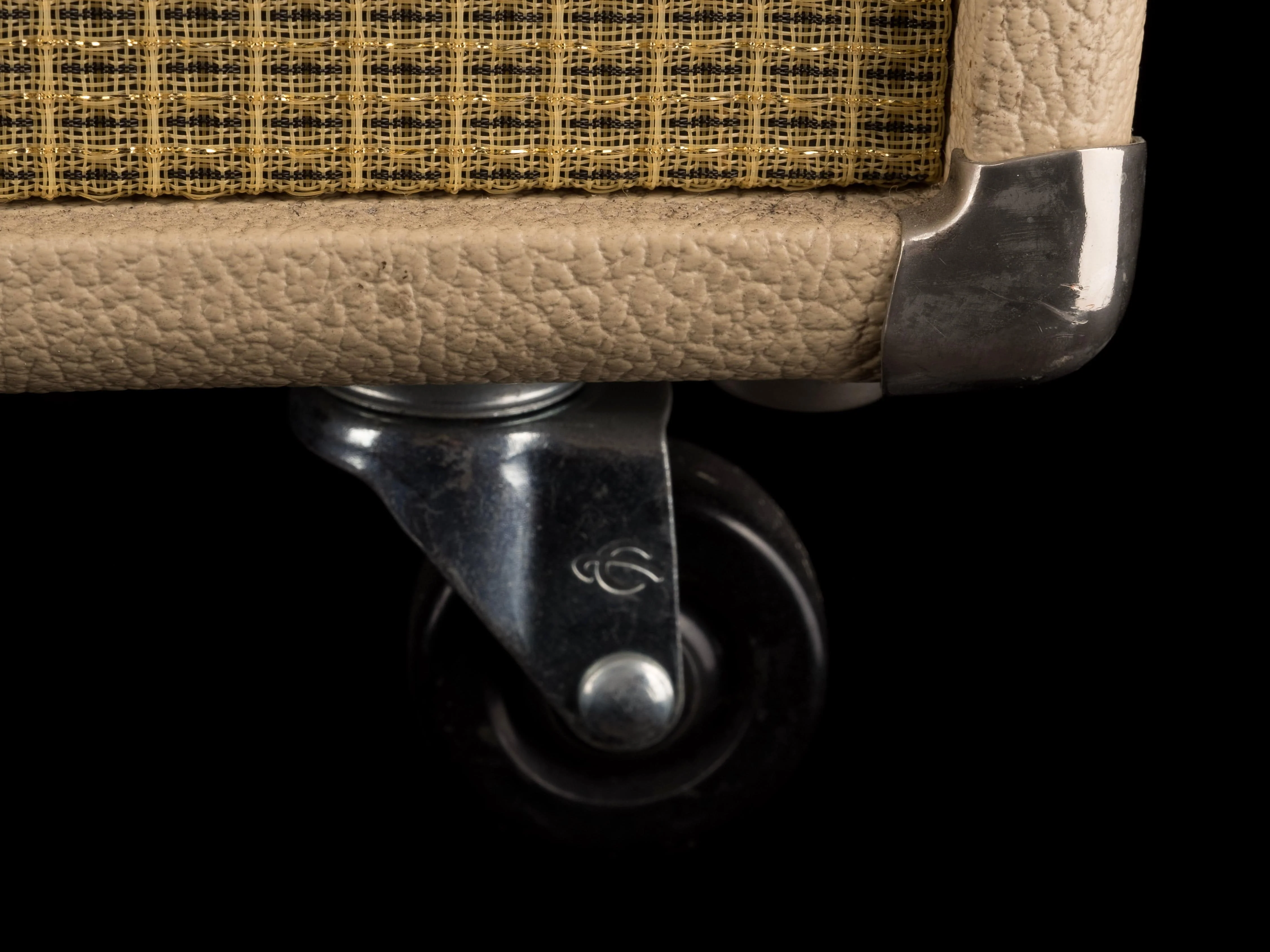 Used Fender '65 Reissue Super Reverb Blonde Guitar Amp Combo - Image 8