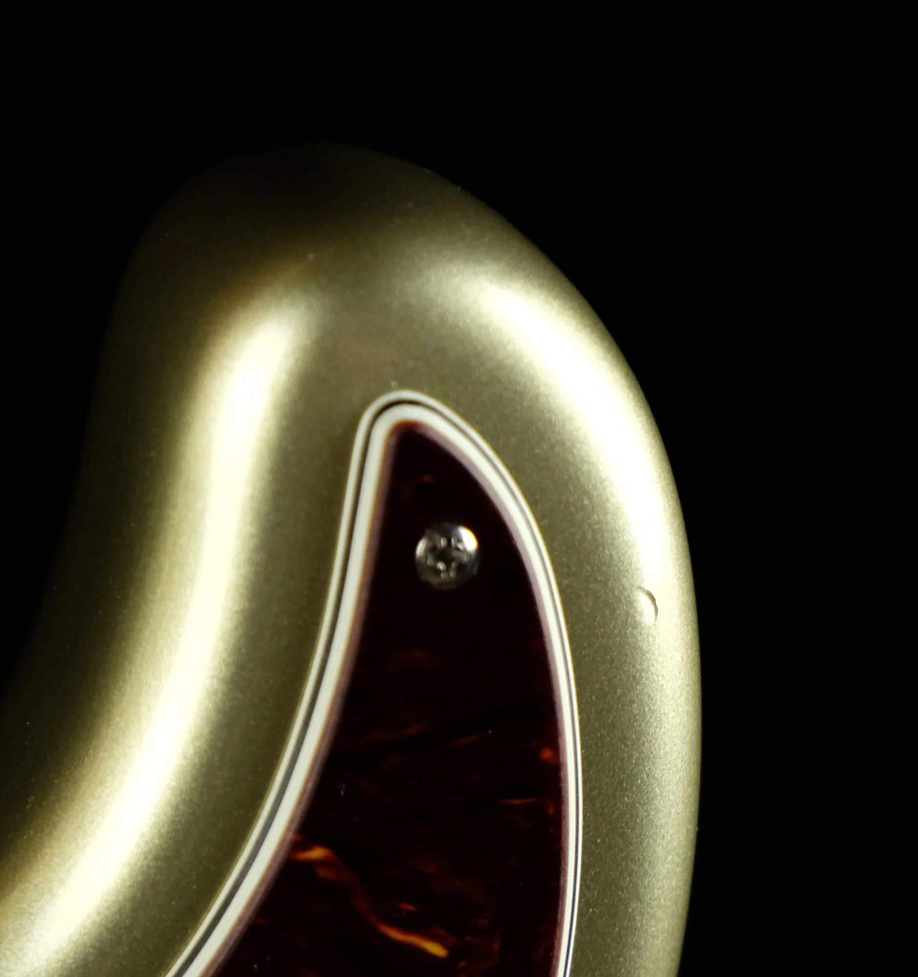 Used Fender American Elite Precision Bass Champagne - Image 3