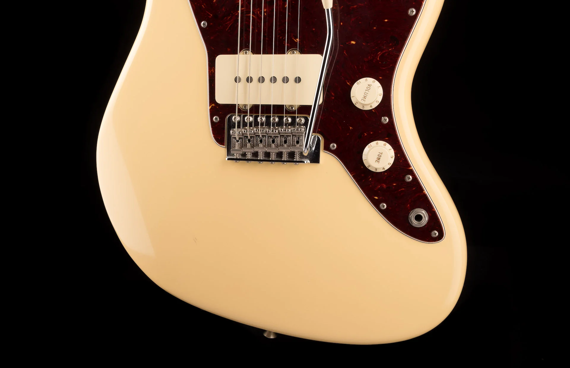 Used 2019 Fender American Performer Jazzmaster Vintage White With Gig Bag - Image 5