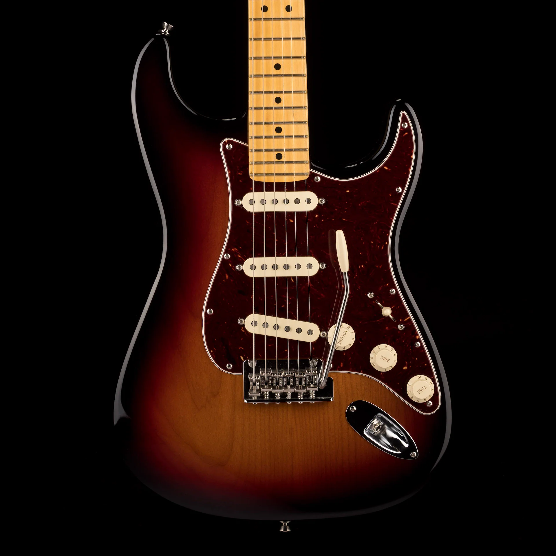 Used Fender American Professional II Stratocaster 3-Tone Sunburst with OHSC