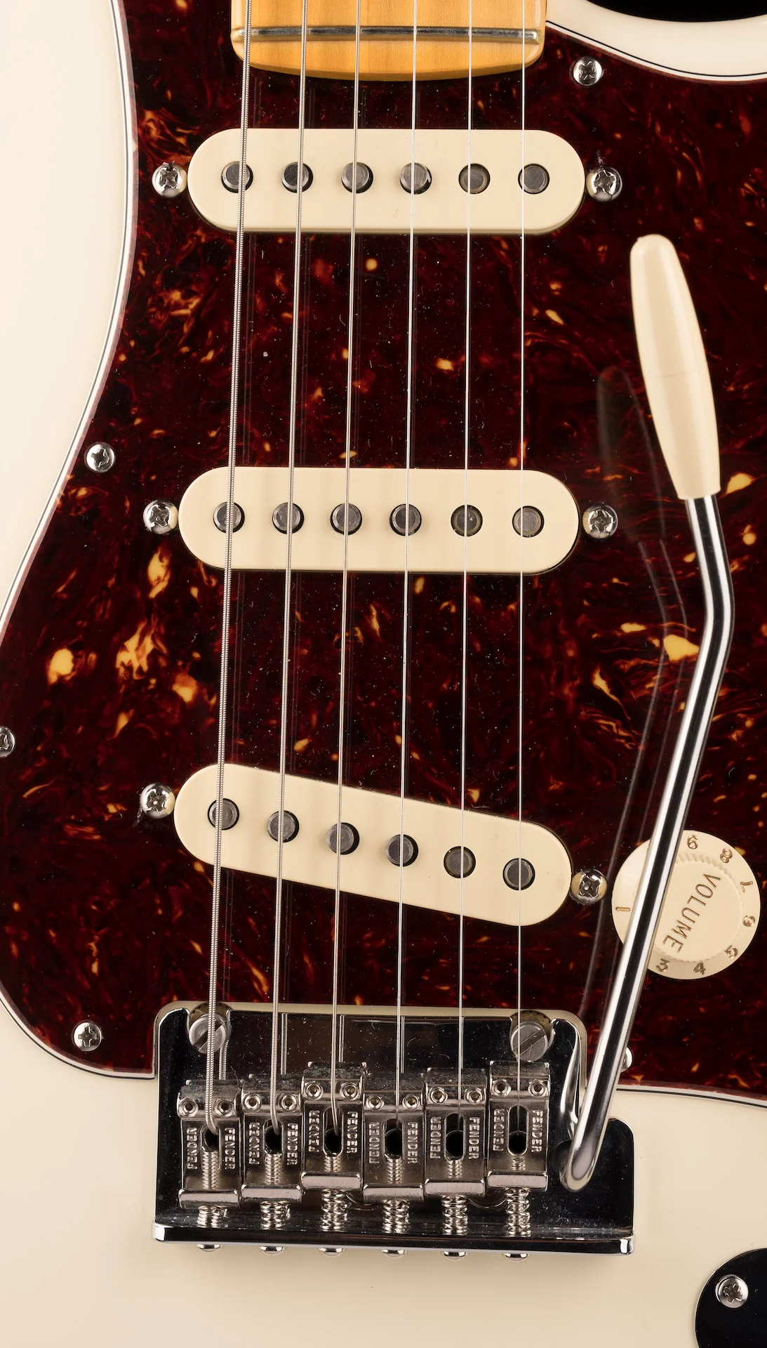 Used Fender American Professional II Stratocaster Olympic White with OHSC - Image 7