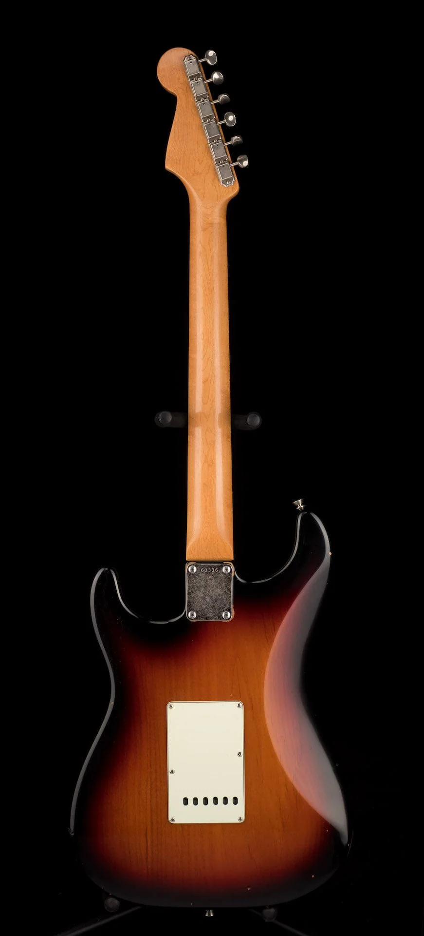 Used Fender American Vintage 1962 Stratocaster 3-Tone Sunburst with OHSC - Image 16