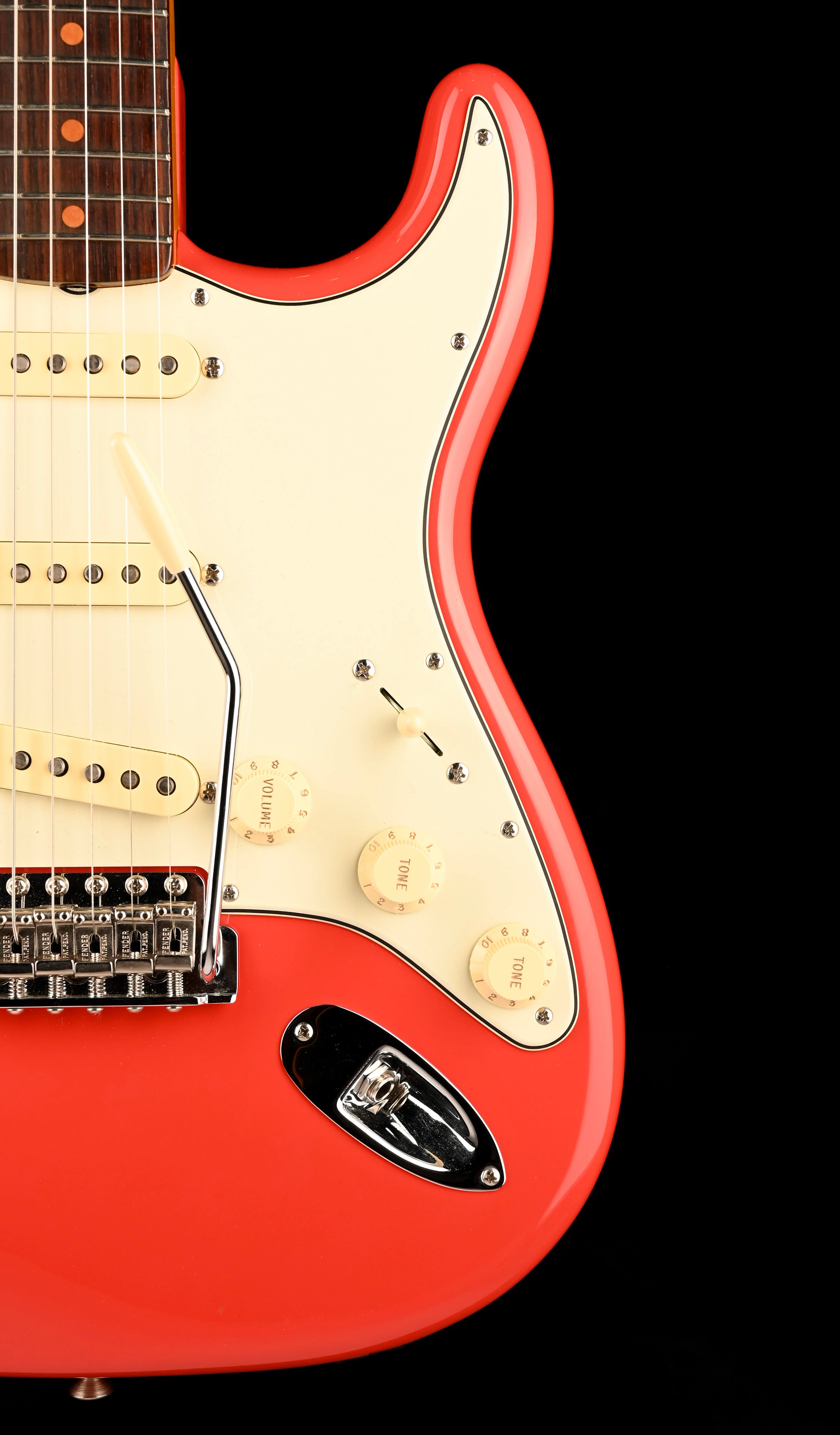 Pre Owned Fender American Vintage II 1961 Stratocaster Fiesta Red with OHSC - Image 9