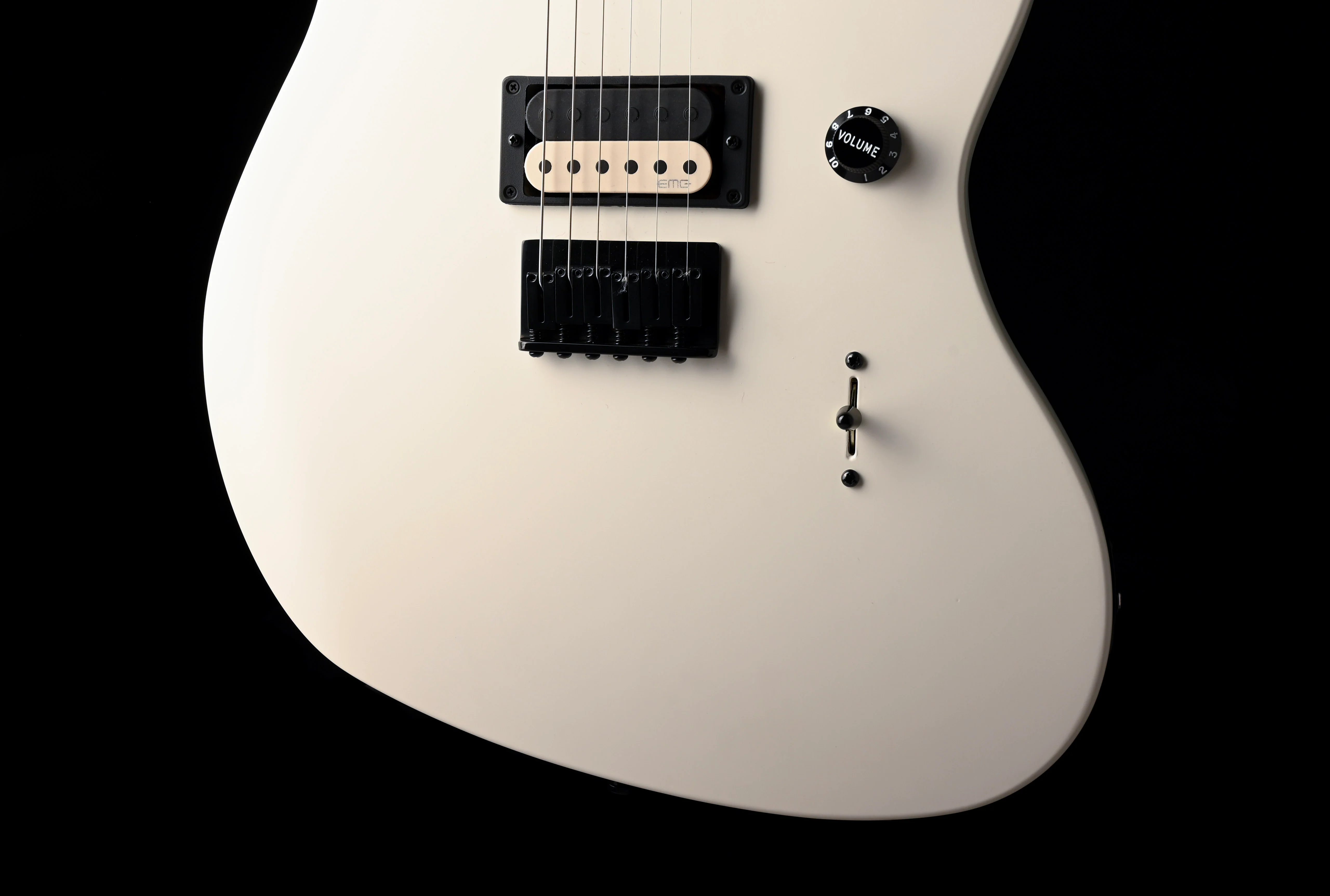 Used Fender Artist Series Jim Root Jazzmaster V4 Flat White with OHSC - Image 5