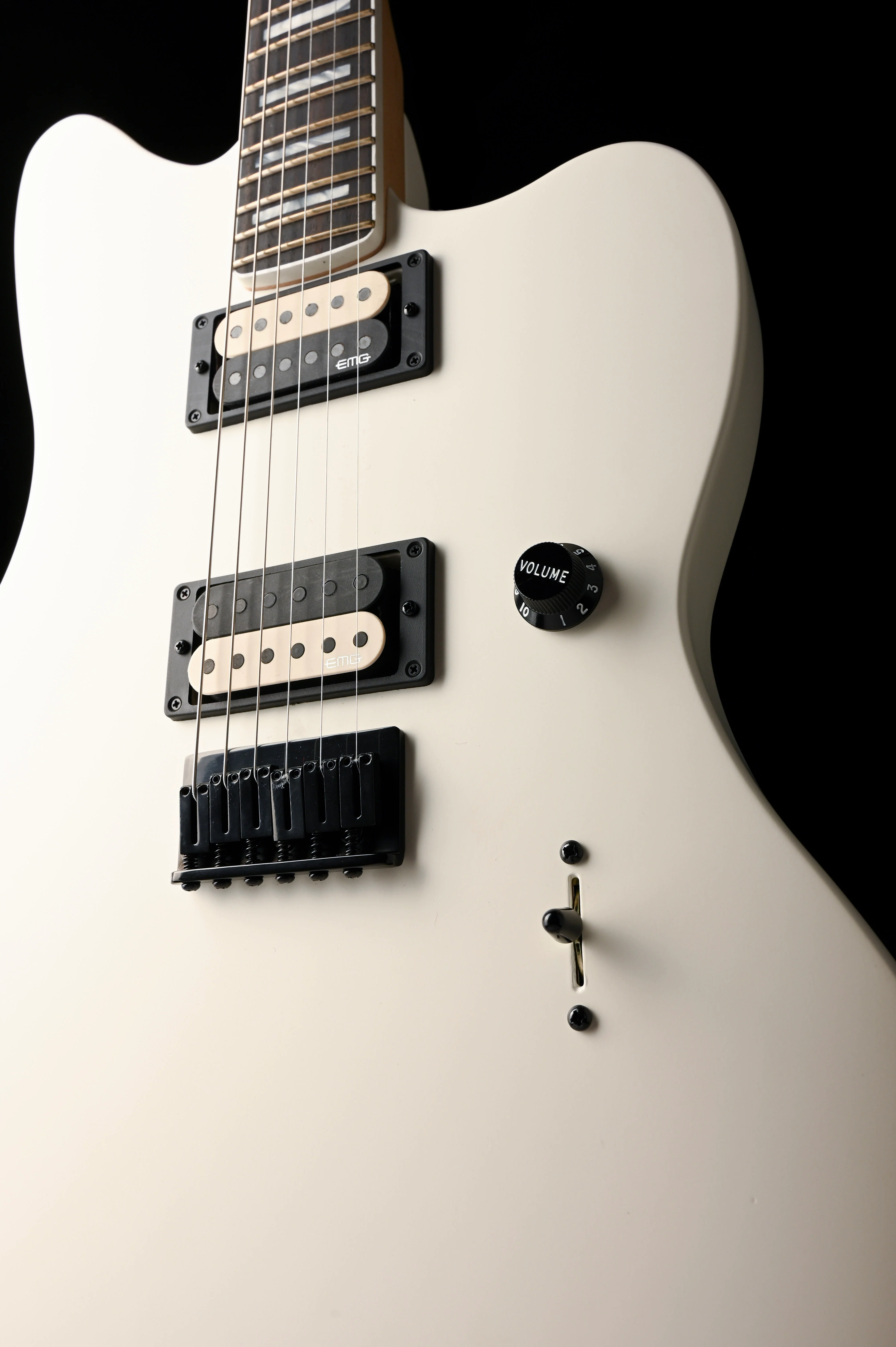 Used Fender Artist Series Jim Root Jazzmaster V4 Flat White with OHSC - Image 8