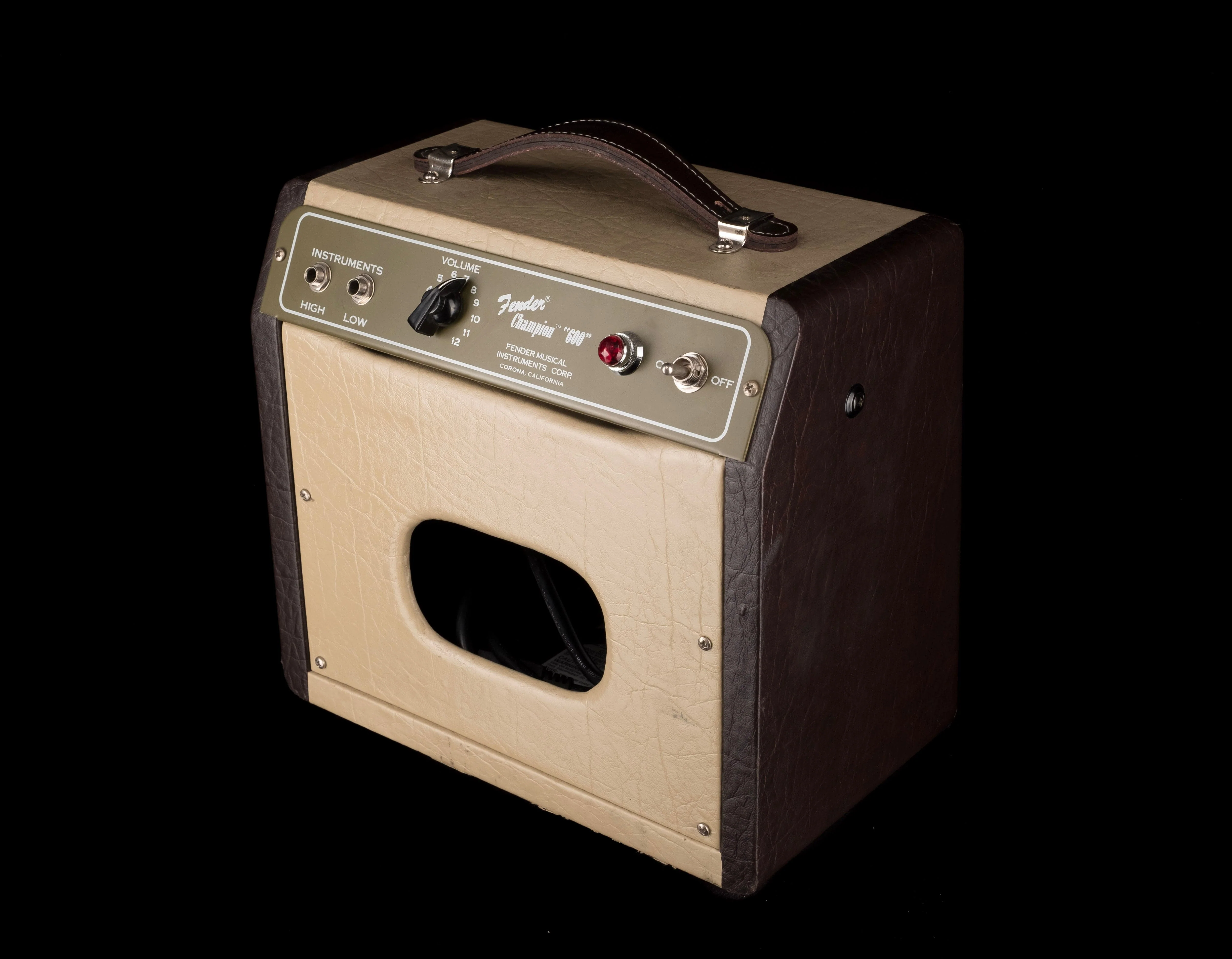 Used Fender Champion 600 Guitar Amp Combo - Image 9