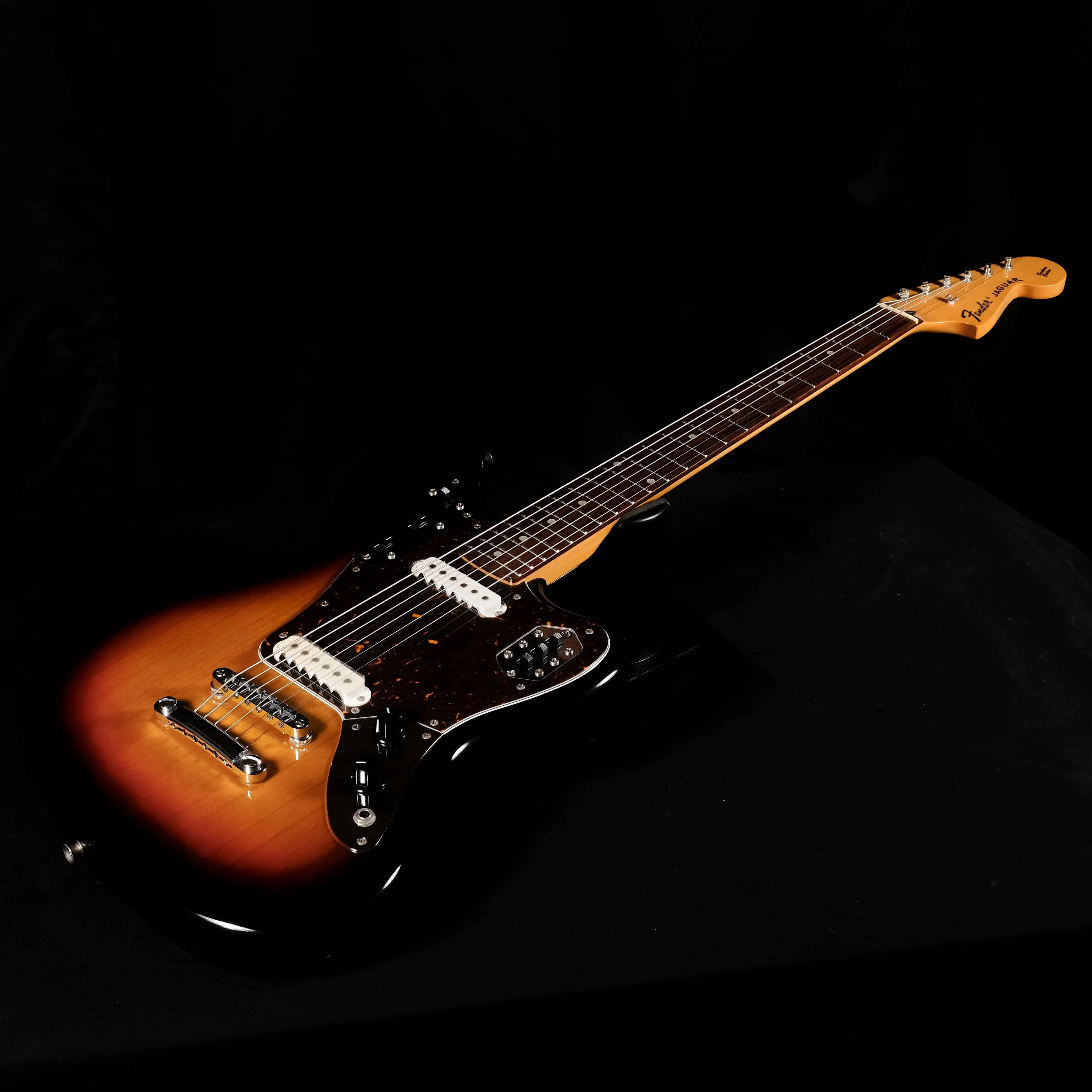 Used Fender Crafted In Japan Jaguar Baritone Guitar CIJ - Sunburst With Bag - Image 3