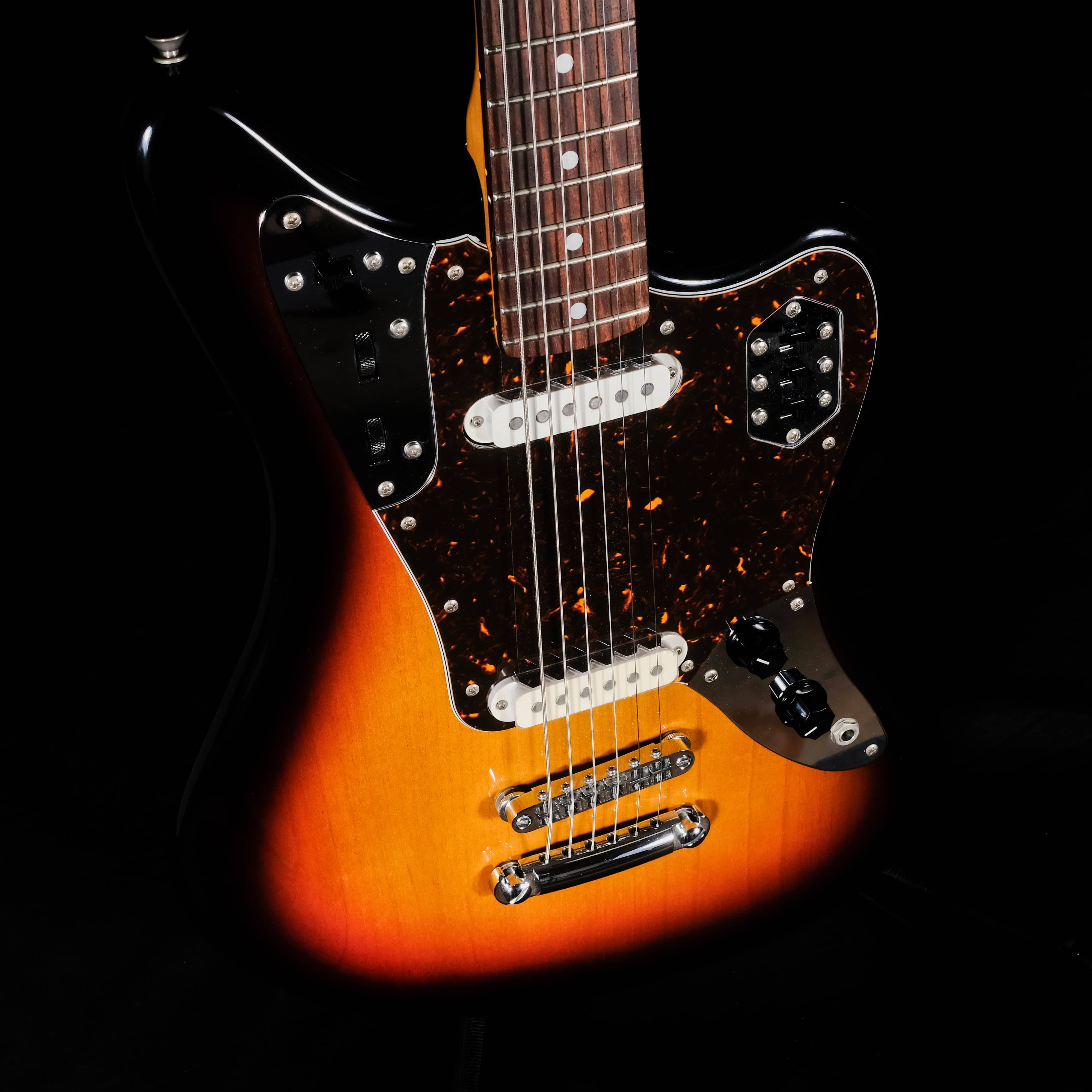 Used Fender Crafted In Japan Jaguar Baritone Guitar CIJ - Sunburst With Bag - Image 5