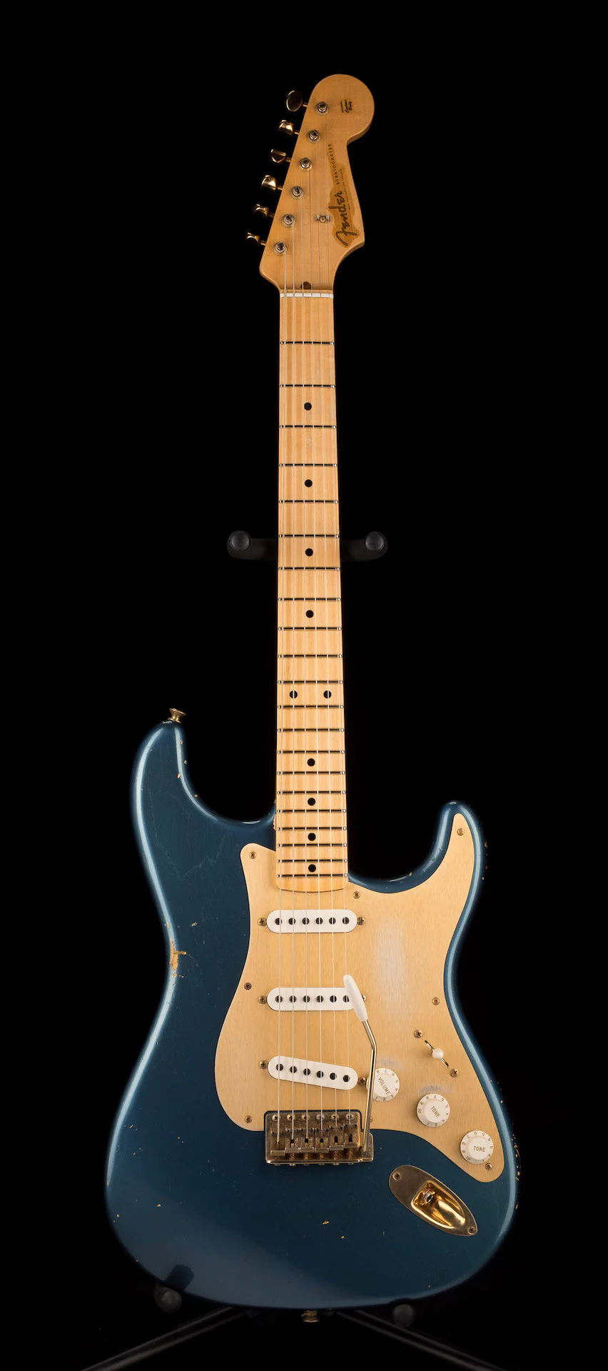 Pre Owned 2013 Fender Custom Shop 1956 Stratocaster Relic Aged Lake Placid Blue With OHSC - Image 2