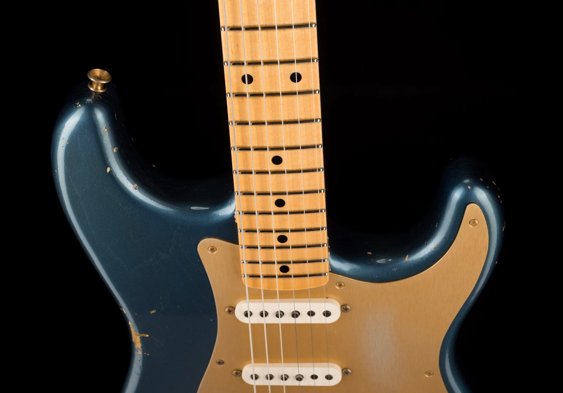 Pre Owned 2013 Fender Custom Shop 1956 Stratocaster Relic Aged Lake Placid Blue With OHSC - Image 3