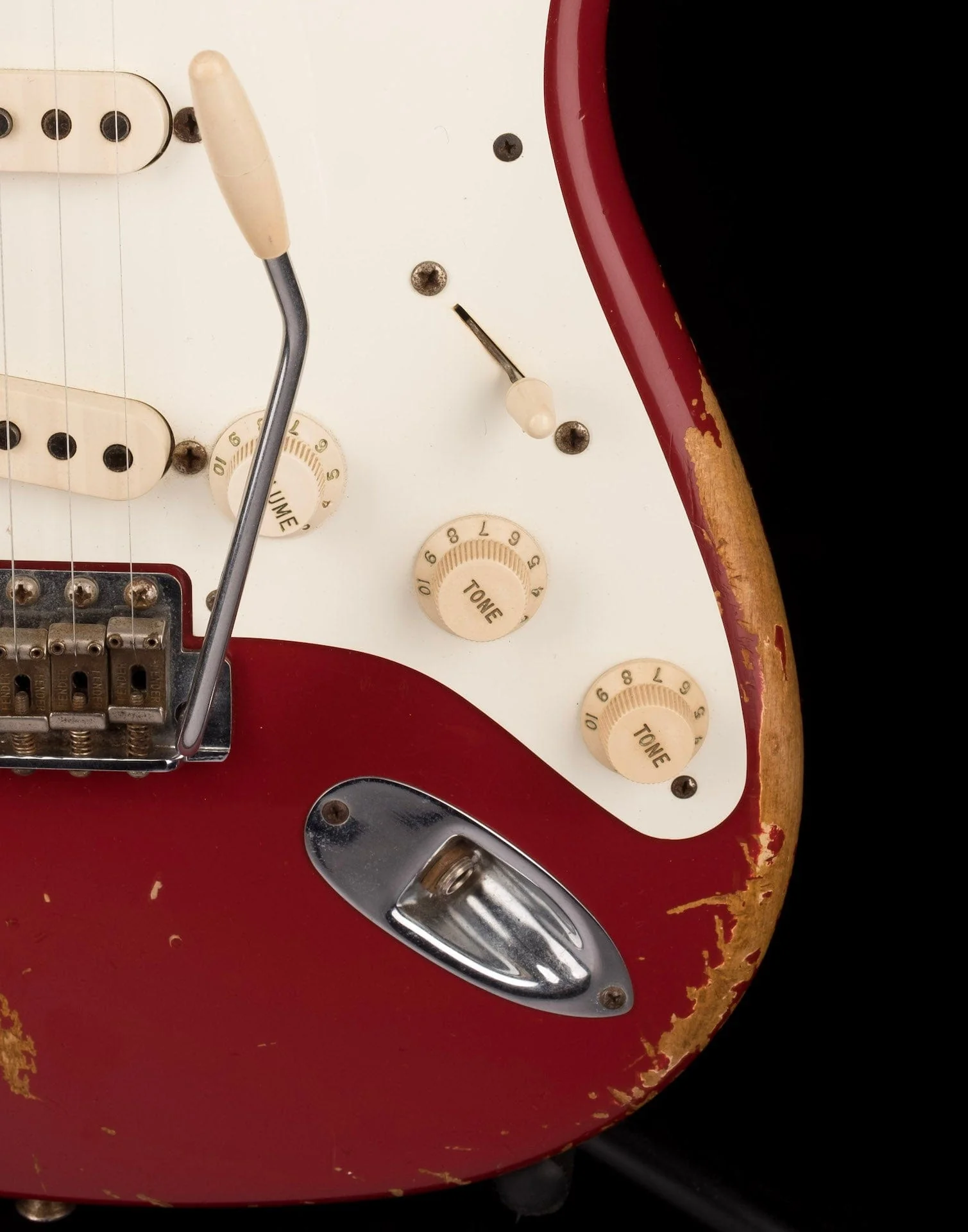Used Fender Custom Shop 1957 Stratocaster Heavy Relic Dakota Red with OHSC - Image 8
