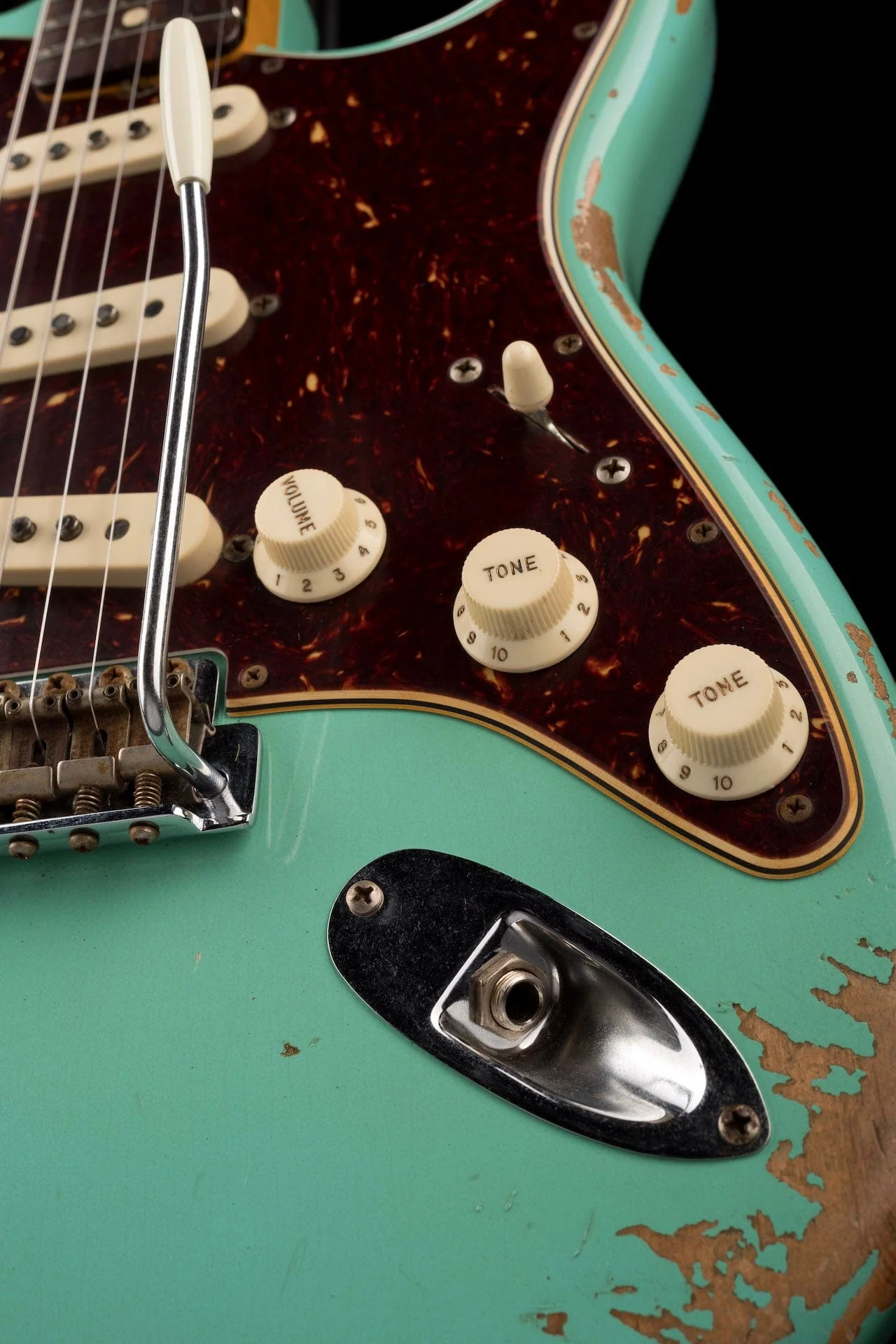 Used Fender Custom Shop 1960 Stratocaster Heavy Relic Faded Aged Foam Green with OHSC - Image 8
