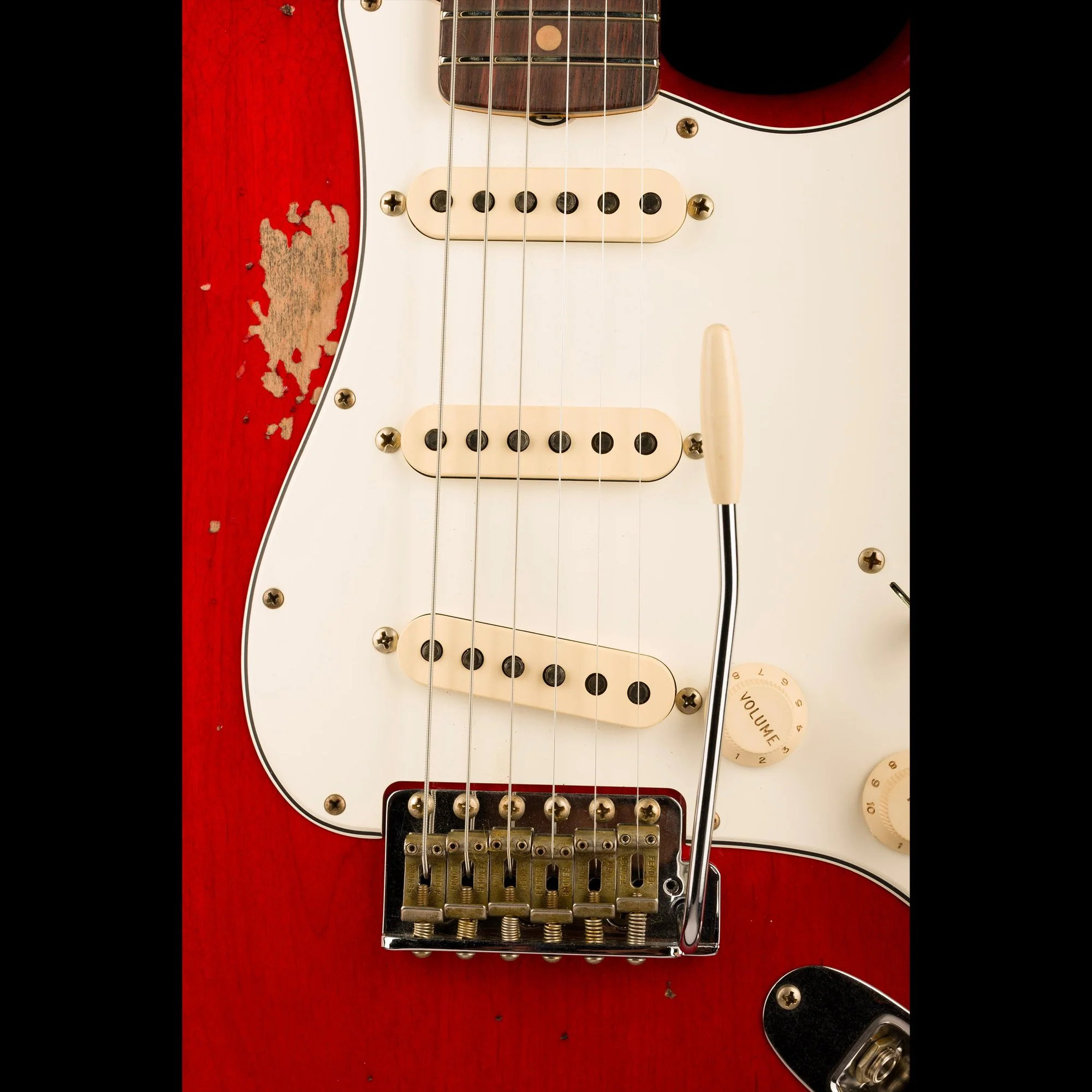 Used Fender Custom Shop 1963 Stratocaster Heavy Relic Crimson Burst - Truetone Color Set with OHSC - Image 7