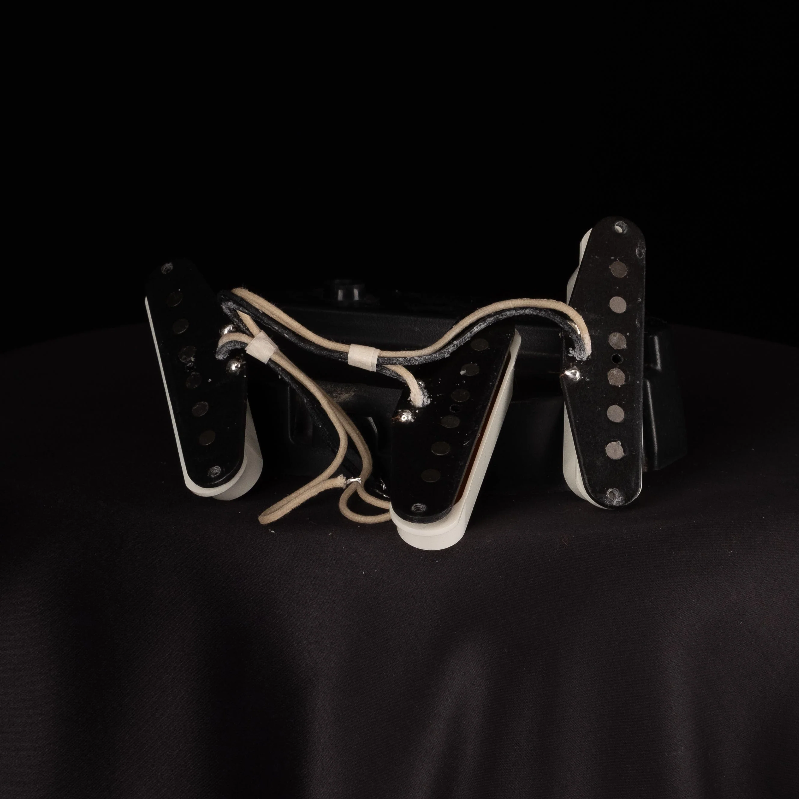 Used Fender Custom Shop 60's Stratocaster Pickup Set - Image 3