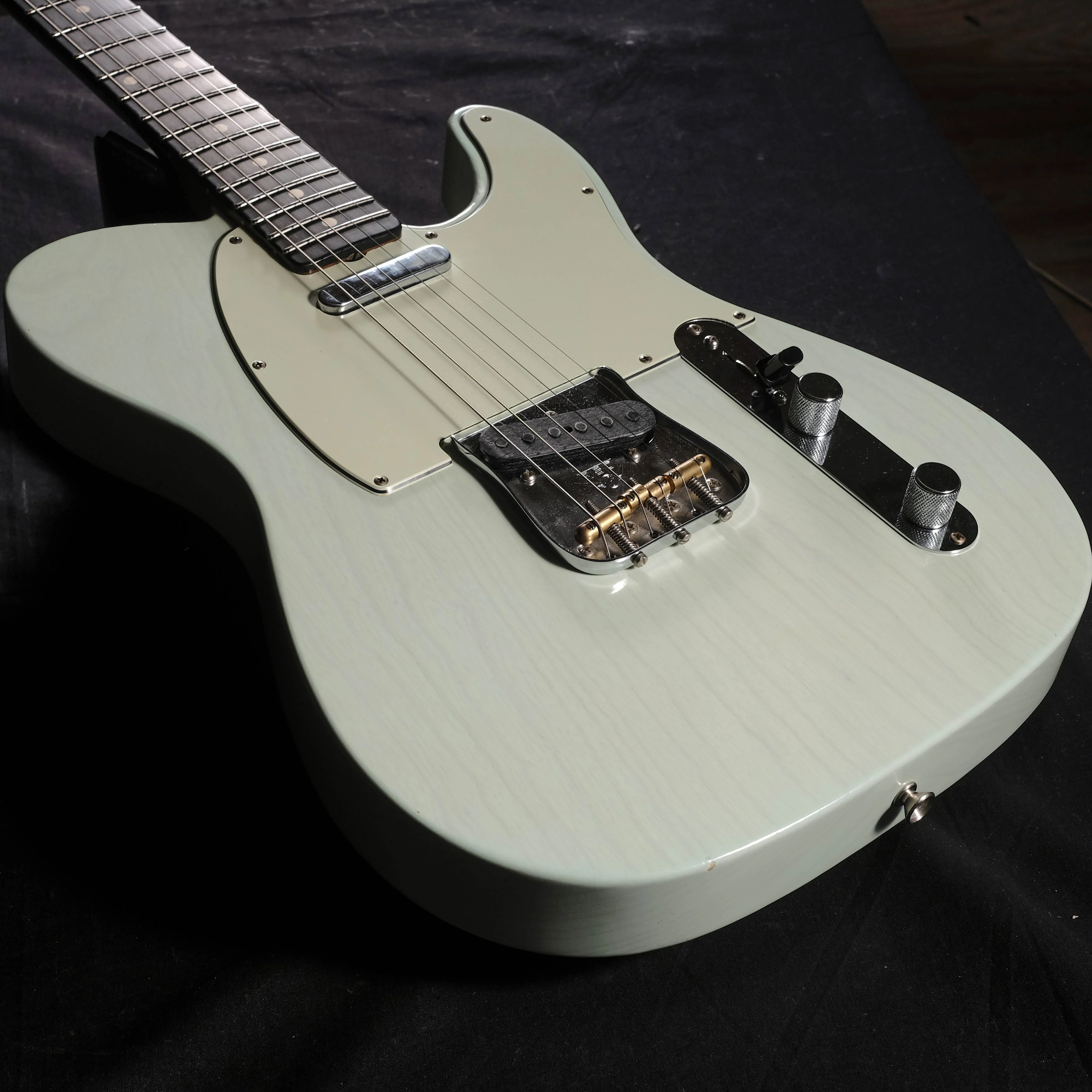 Pre Owned Fender Custom Shop Masterbuilt Paul Waller '60's Telecaster Surf Green - Image 4