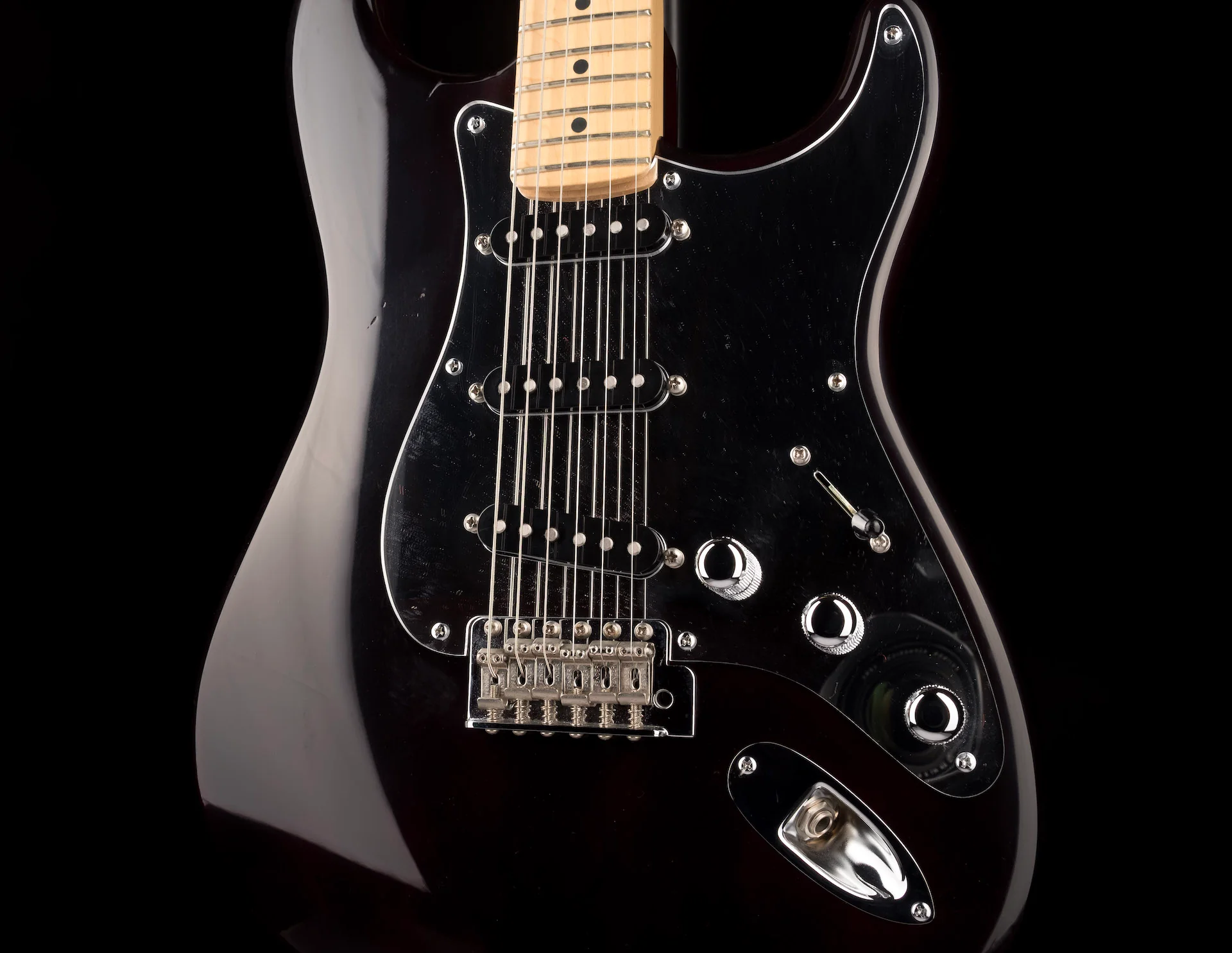 Used Fender Customized Highway One Stratocaster Burnt Cherry With Case - Image 6