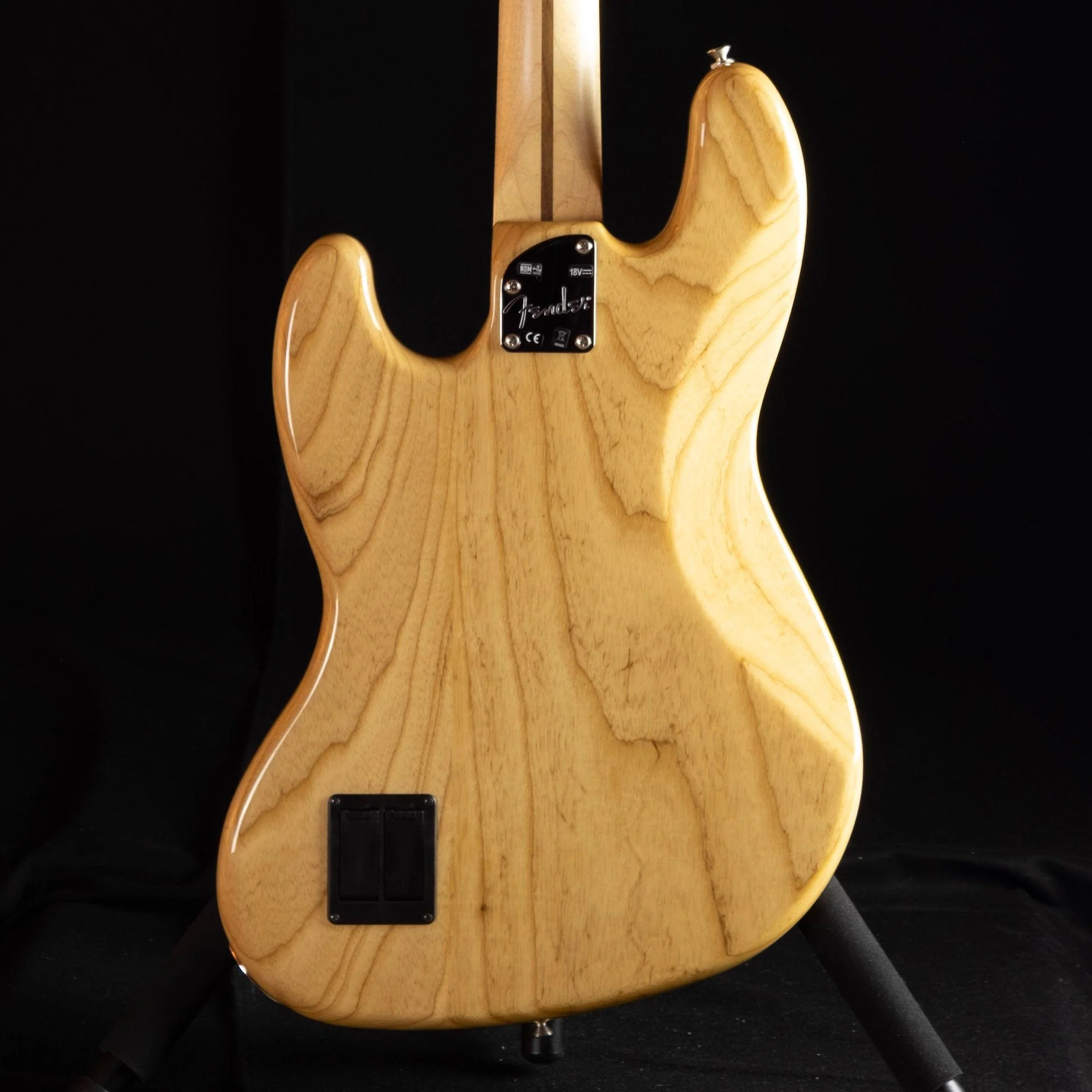 Used Fender Deluxe Active Jazz Bass Ash Body Natural Finish W/ Deluxe Gig Bag - Image 6