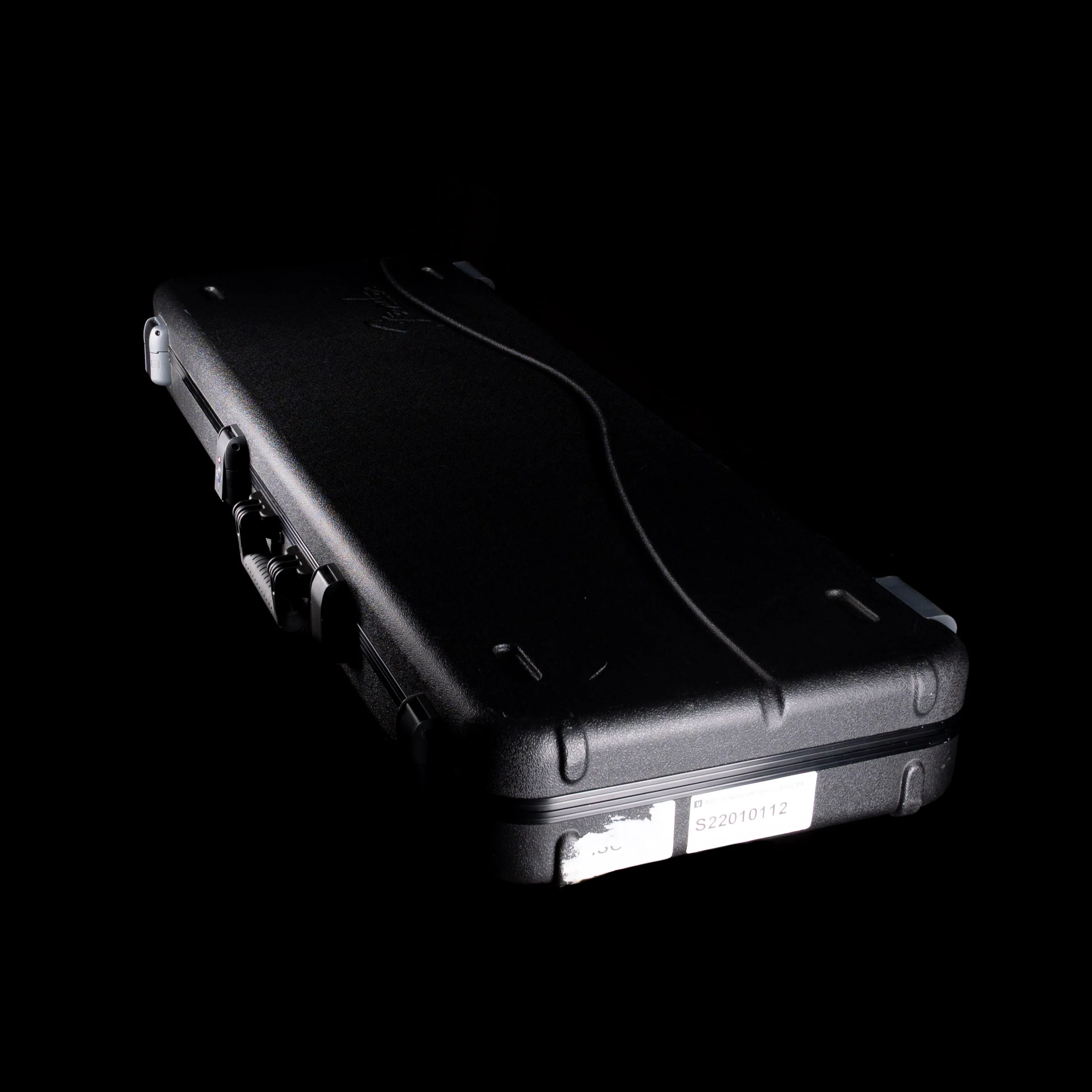 Used Fender Deluxe Molded Bass Case - Image 5