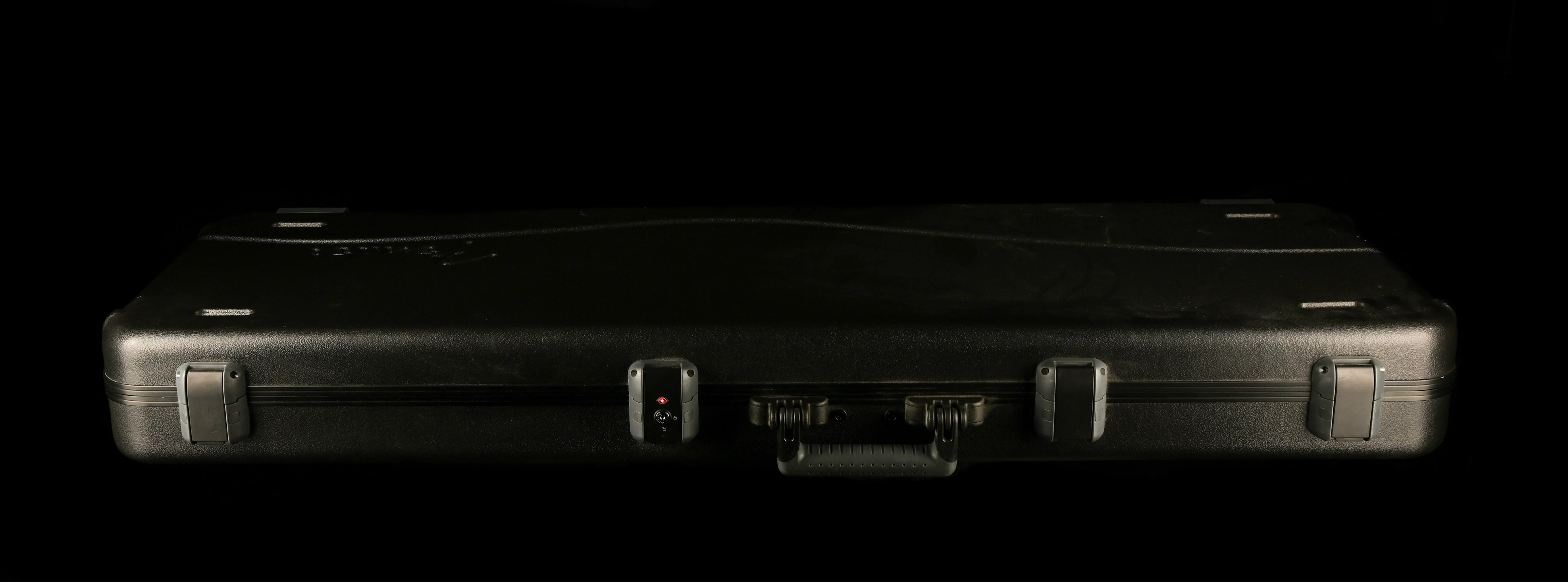 Used Fender Deluxe Molded Bass Case - Image 3