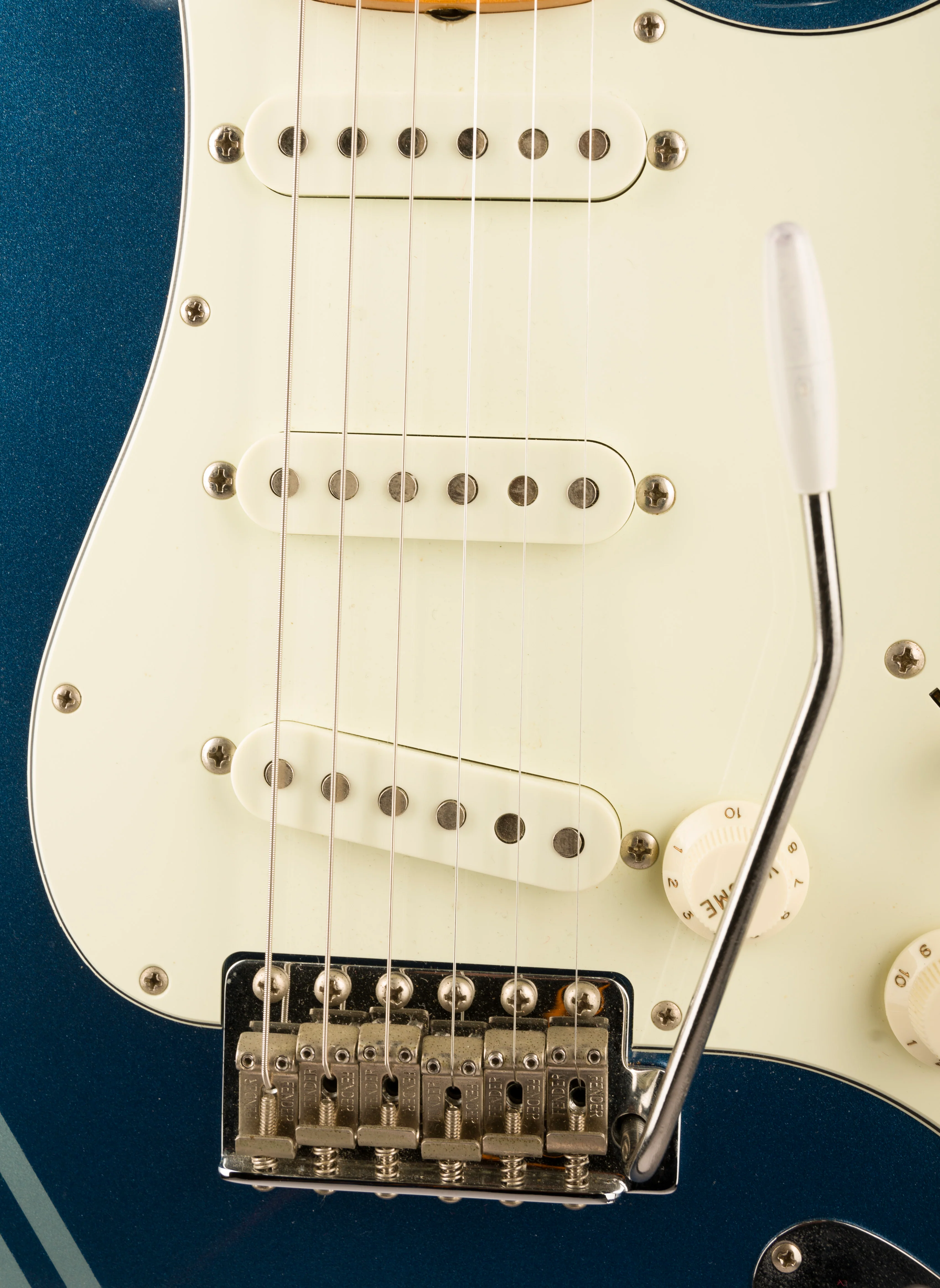 Used Fender FSR Traditional 50s Stratocaster Lake Placid Blue with Competition Stripe with Gig Bag - Image 7