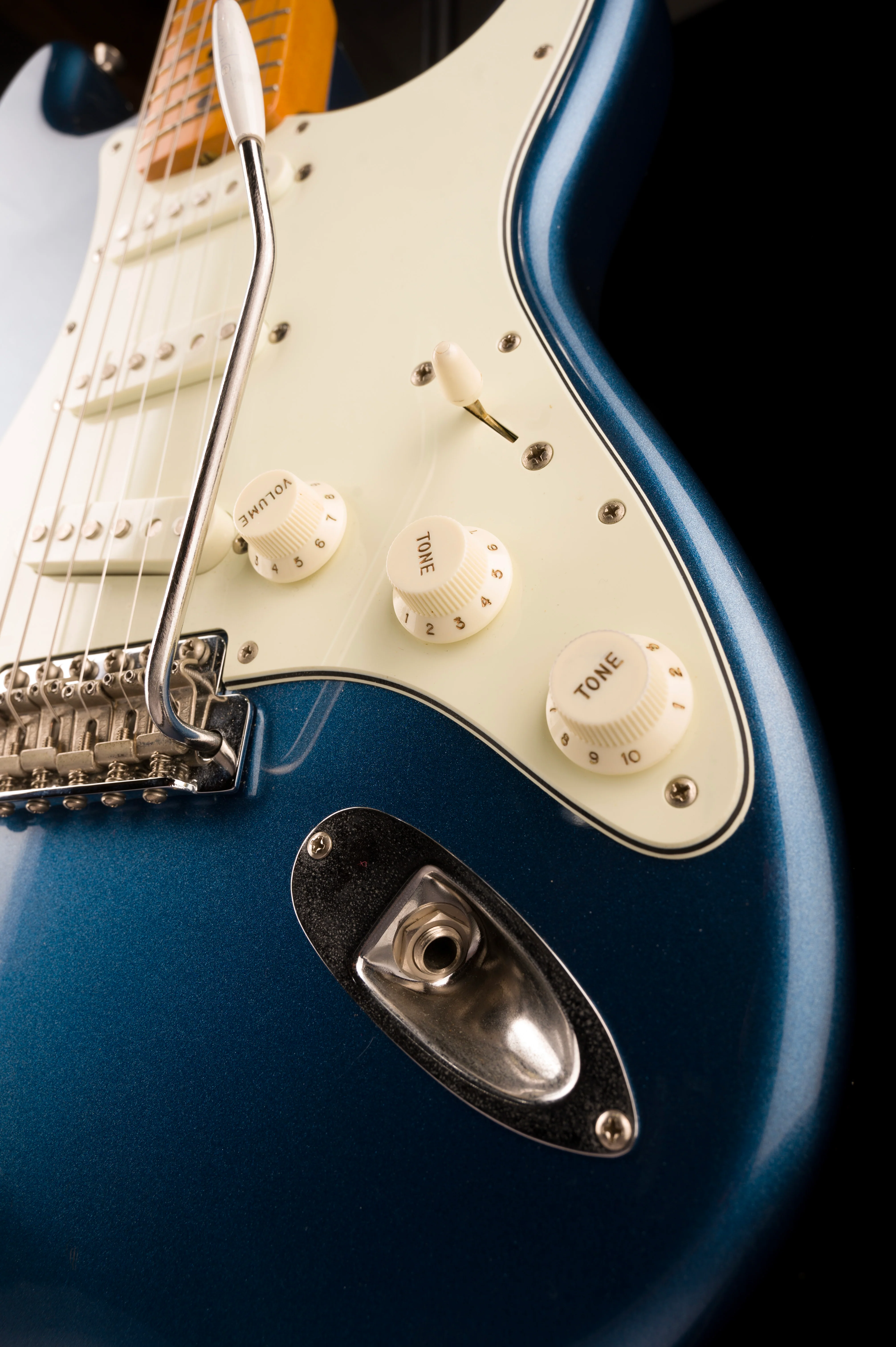 Used Fender FSR Traditional 50s Stratocaster Lake Placid Blue with Competition Stripe with Gig Bag - Image 8