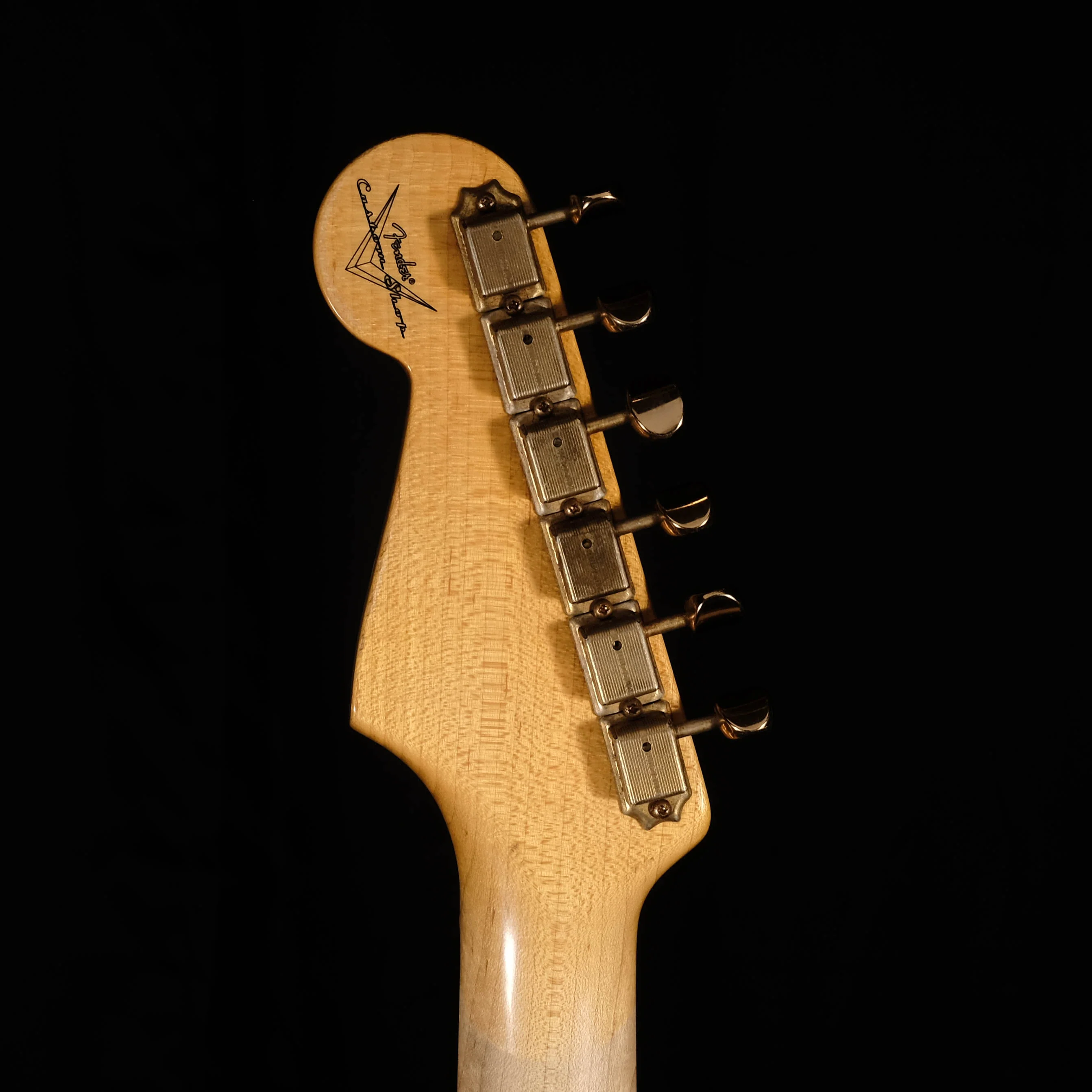 Pre Owned '14 Limited Edition Fender Custom Shop Heavy Relic Golden 50s Stratocaster Sunburst - Image 14