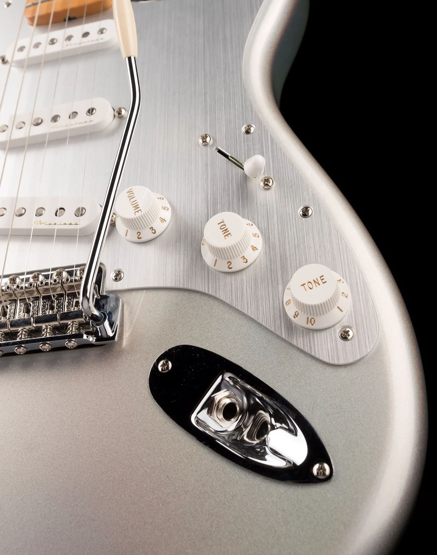Used Fender H.E.R. Stratocaster Chrome Glow - Image 8