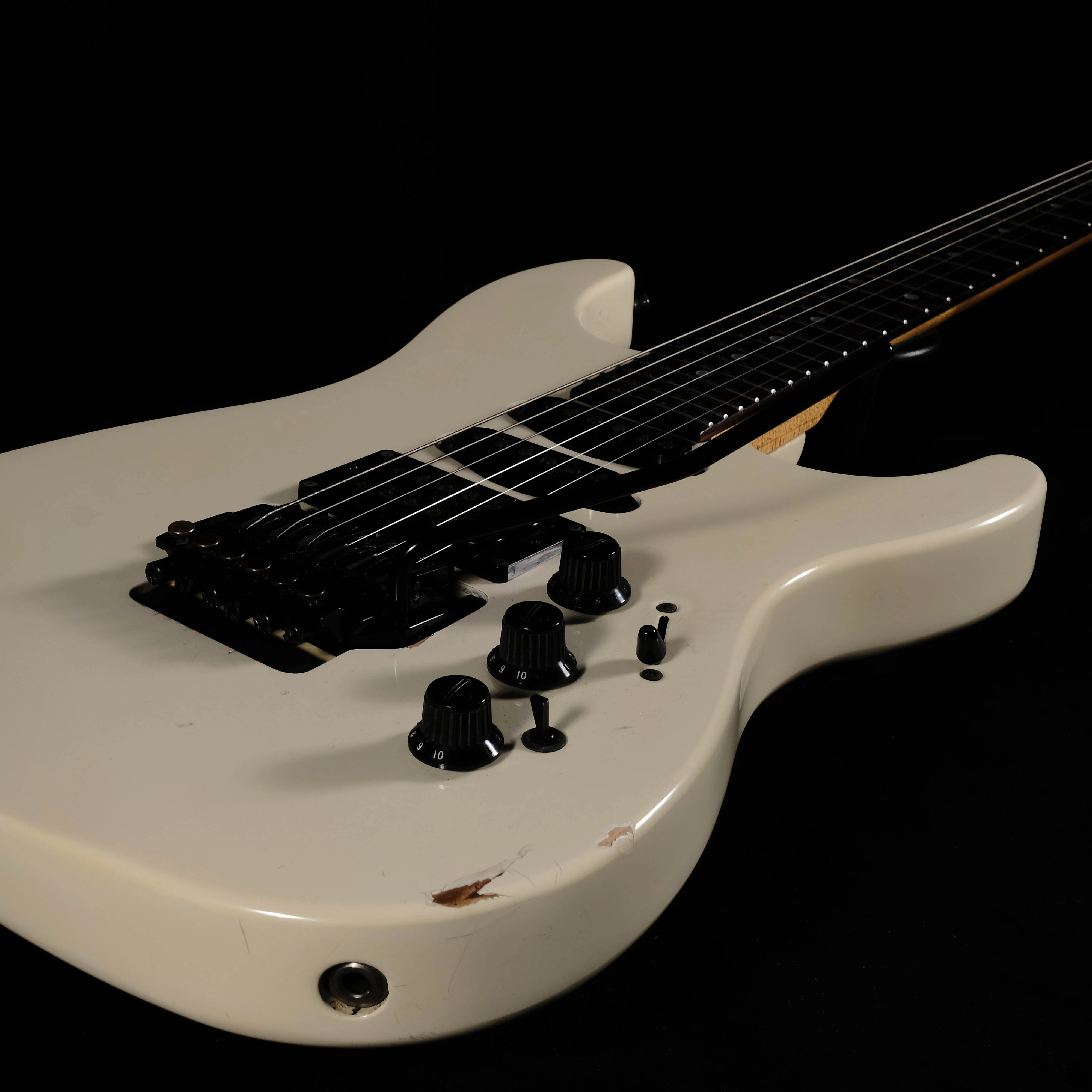 Used '89 Fender USA HM Strat HSS White Kahler Floyd Rose Type Tremolo W/ Case - Image 4