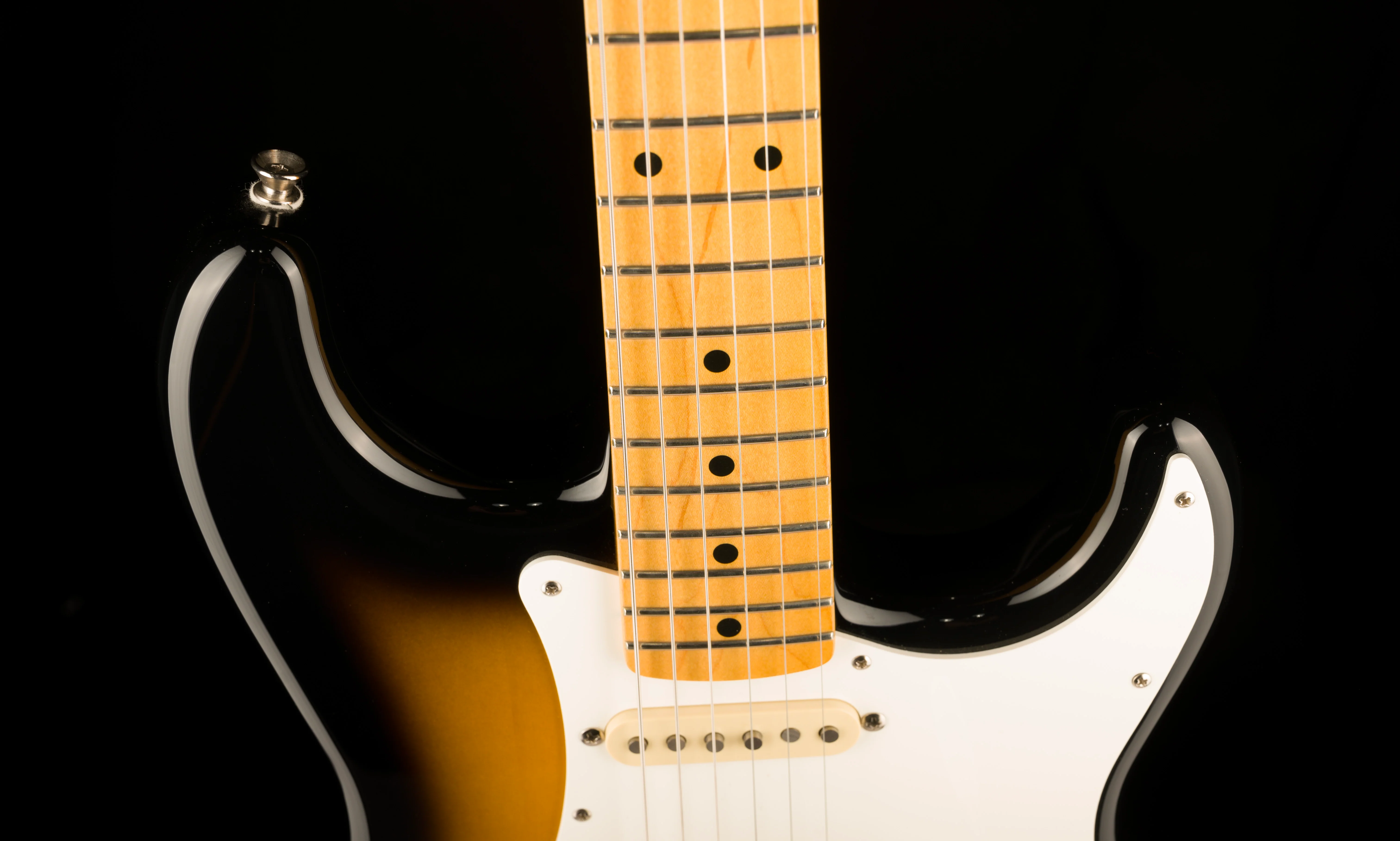 Used Fender JV Modified '50s Stratocaster HSS 2-Tone Sunburst with Gig Bag - Image 3