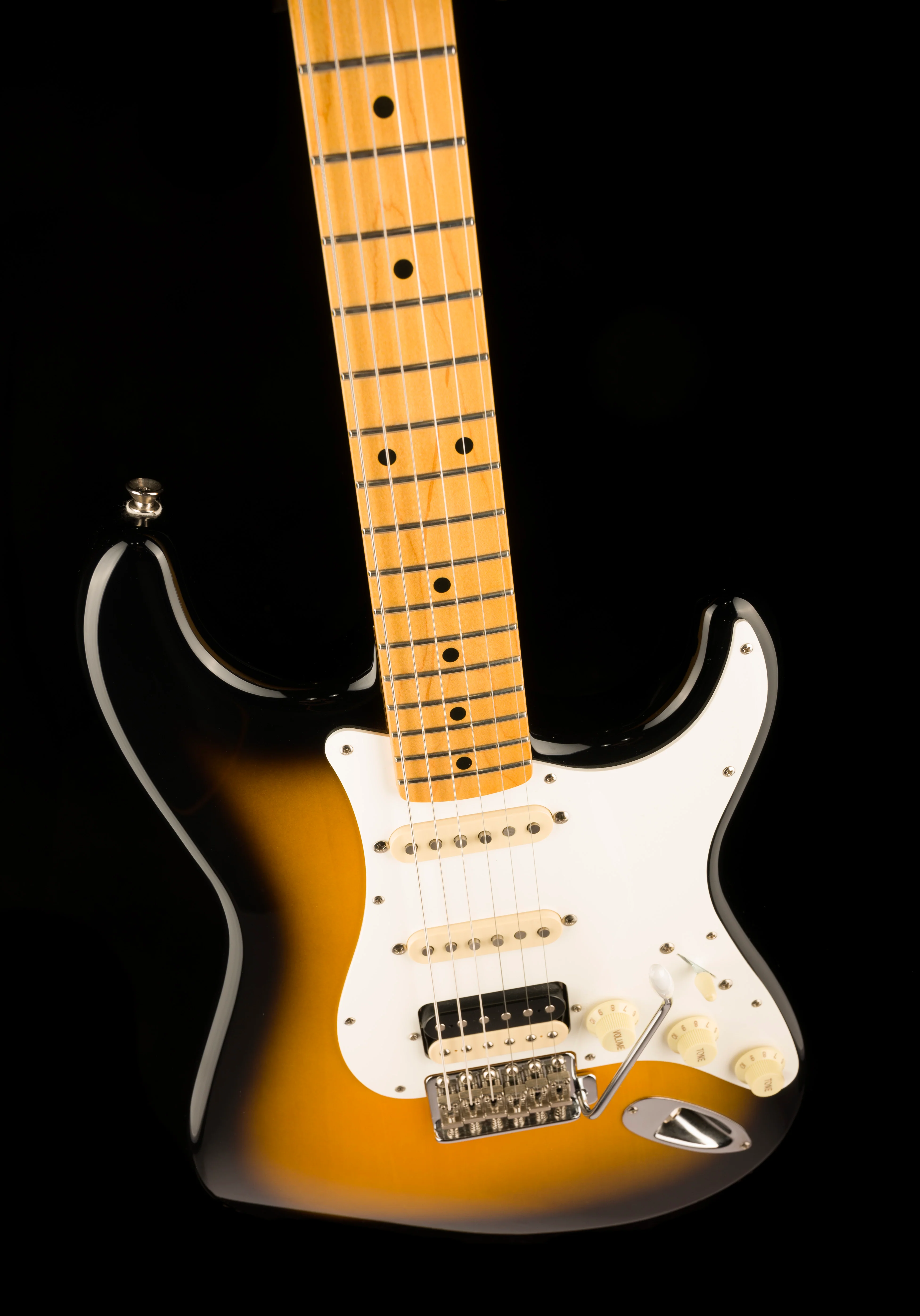 Used Fender JV Modified '50s Stratocaster HSS 2-Tone Sunburst with Gig Bag - Image 4