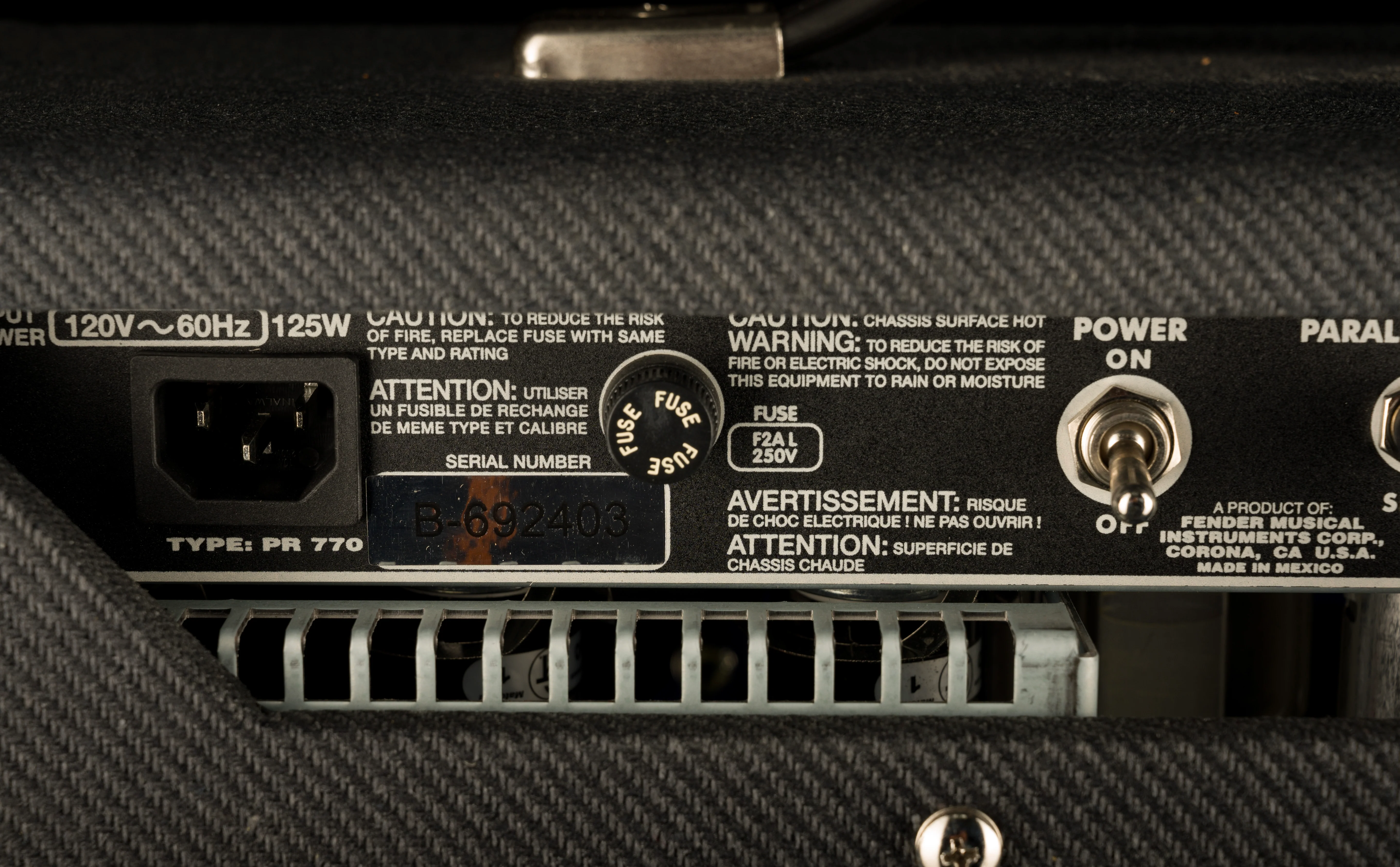 Used Fender Limited Edition '68 Princeton Black Lacquered Tweed Guitar Amp Combo With Cover And Footswitch - Image 10