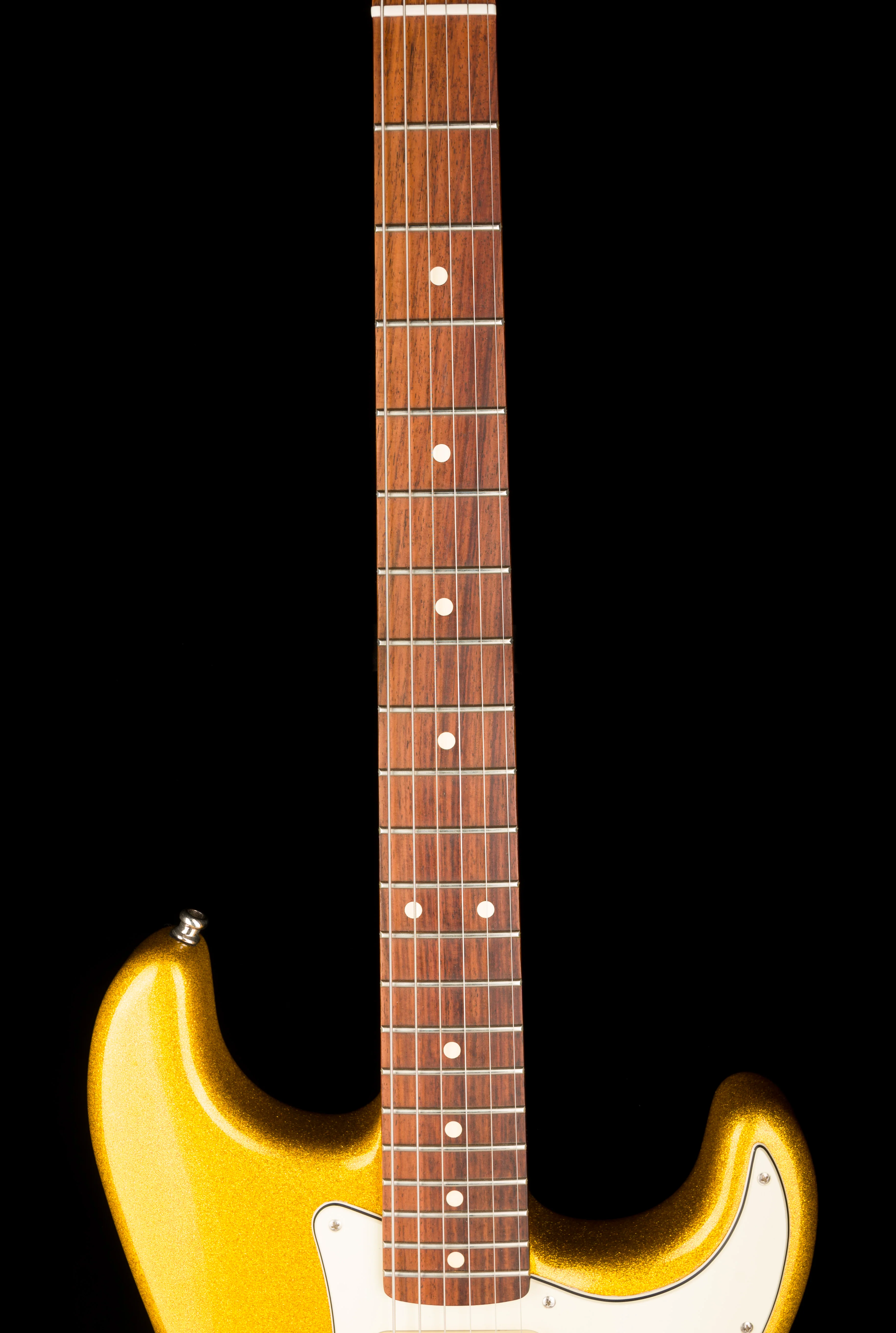 Used Fender Limited Edition Classic Player FSR 60's Stratocaster Vegas Gold with Case - Image 11