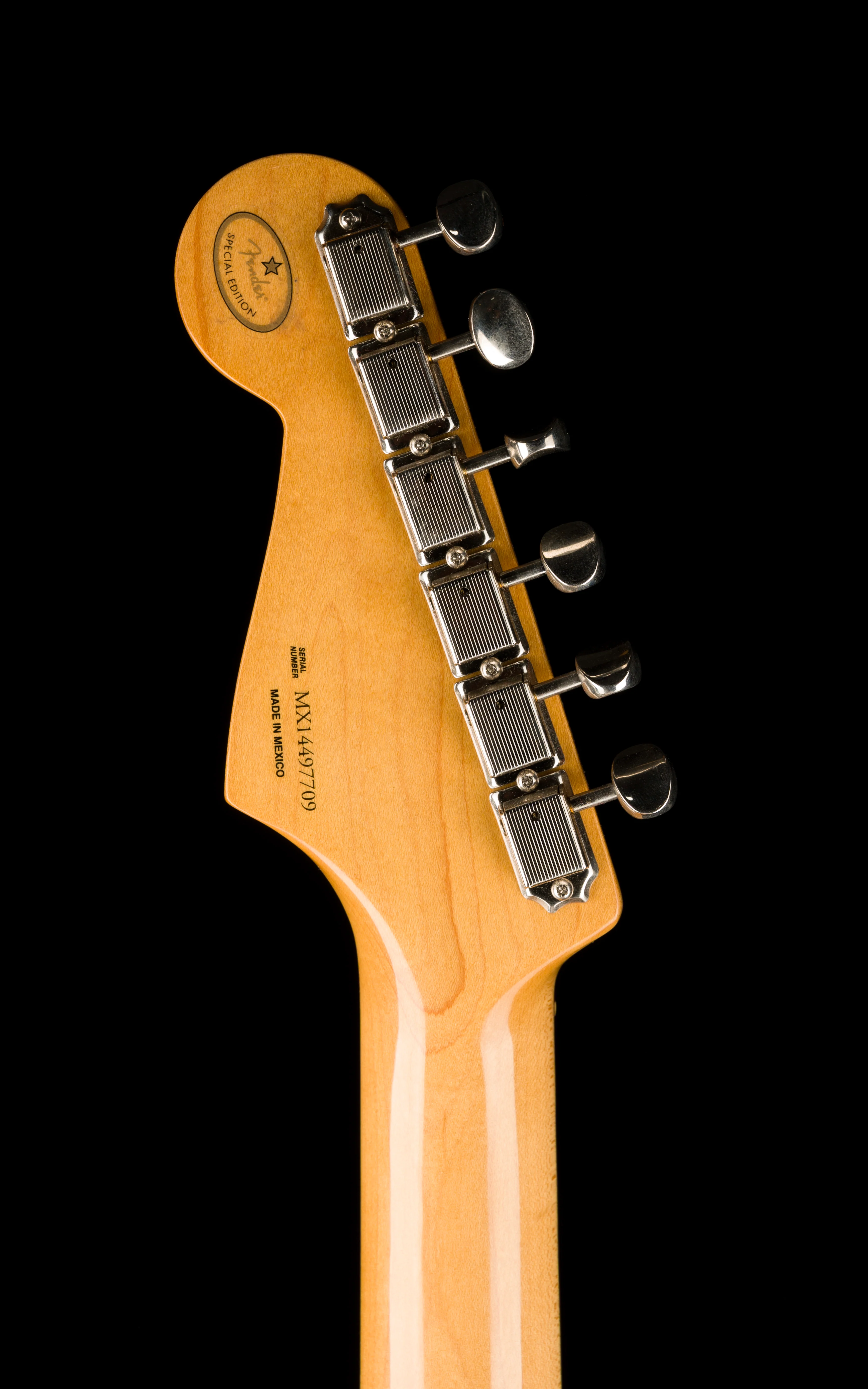 Used Fender Limited Edition Classic Player FSR 60's Stratocaster Vegas Gold with Case - Image 17