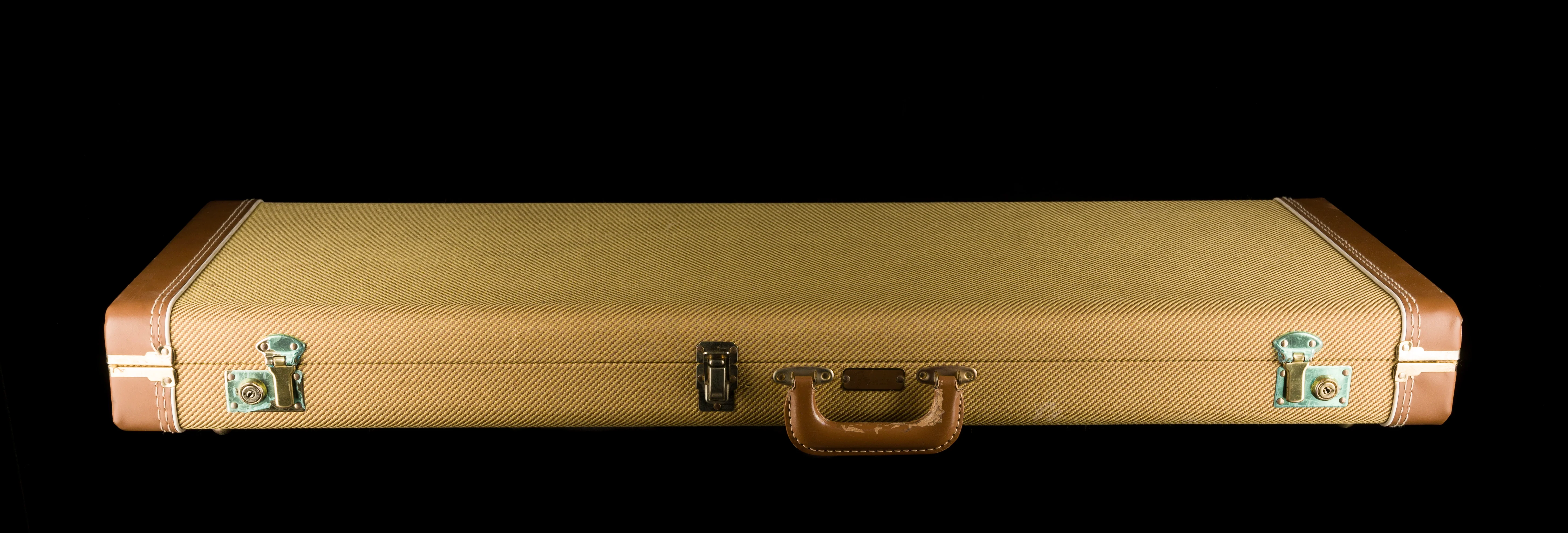 Used Fender Limited Edition Classic Player FSR 60's Stratocaster Vegas Gold with Case - Image 19
