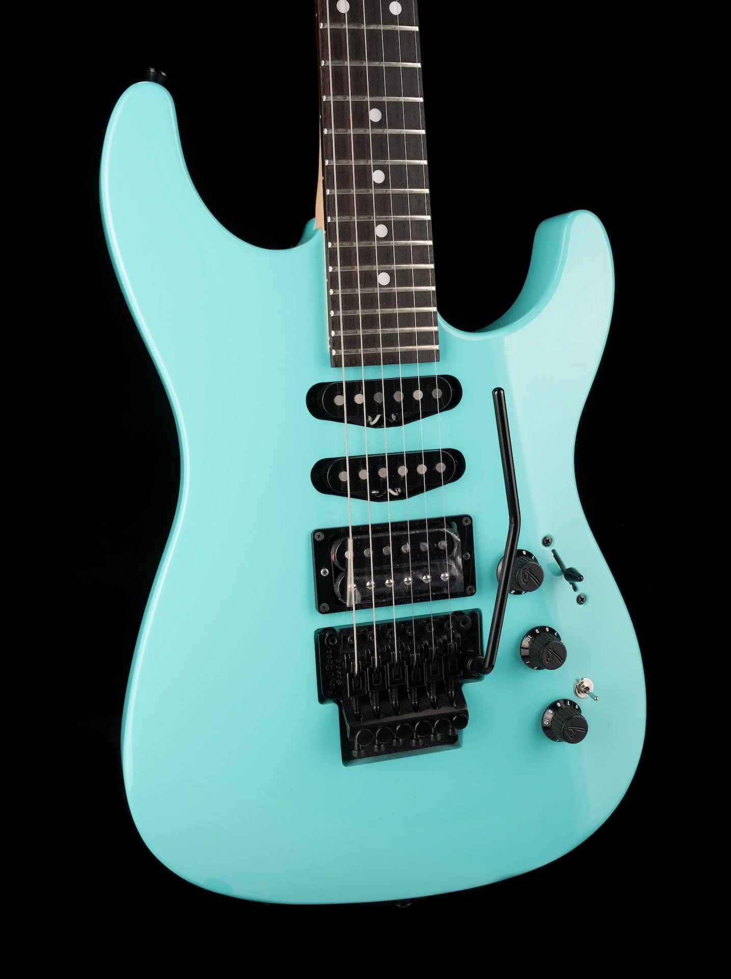 Used Fender Limited Edition HM Strat Rosewood Fingerboard Ice Blue Electric Guitar With Bag - Image 7