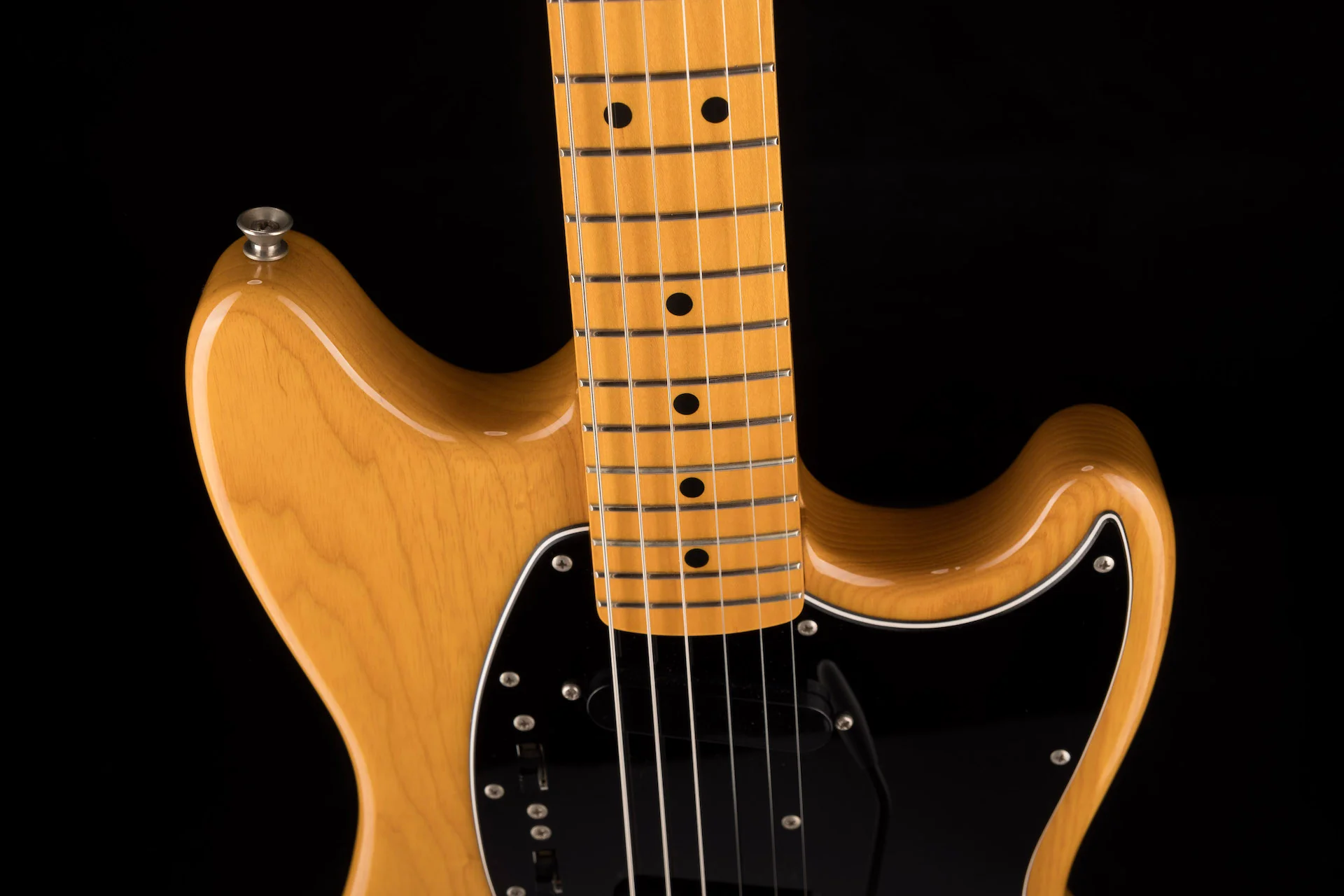 Used Fender Made in Japan MG77 Mustang Natural Ash Electric Guitar - Image 3