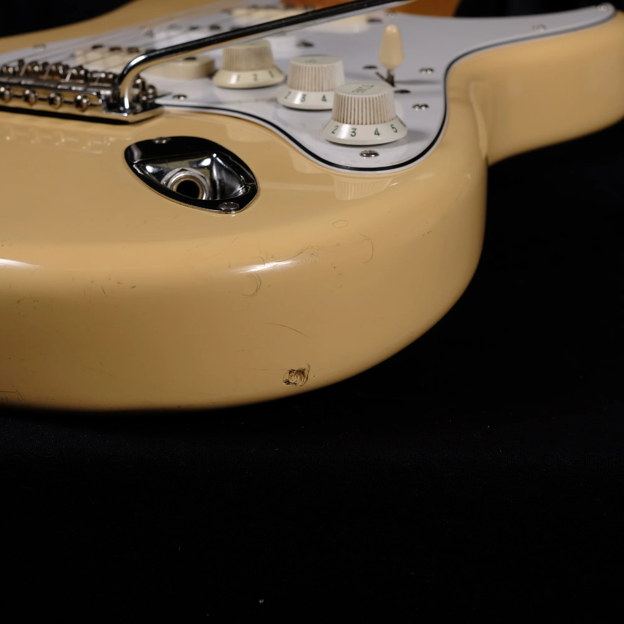 Used '93 Fender Japan Yngwie Malmsteen Signature Maple Neck Stratocaster Vintage White W/ Bag CIJ - Image 4