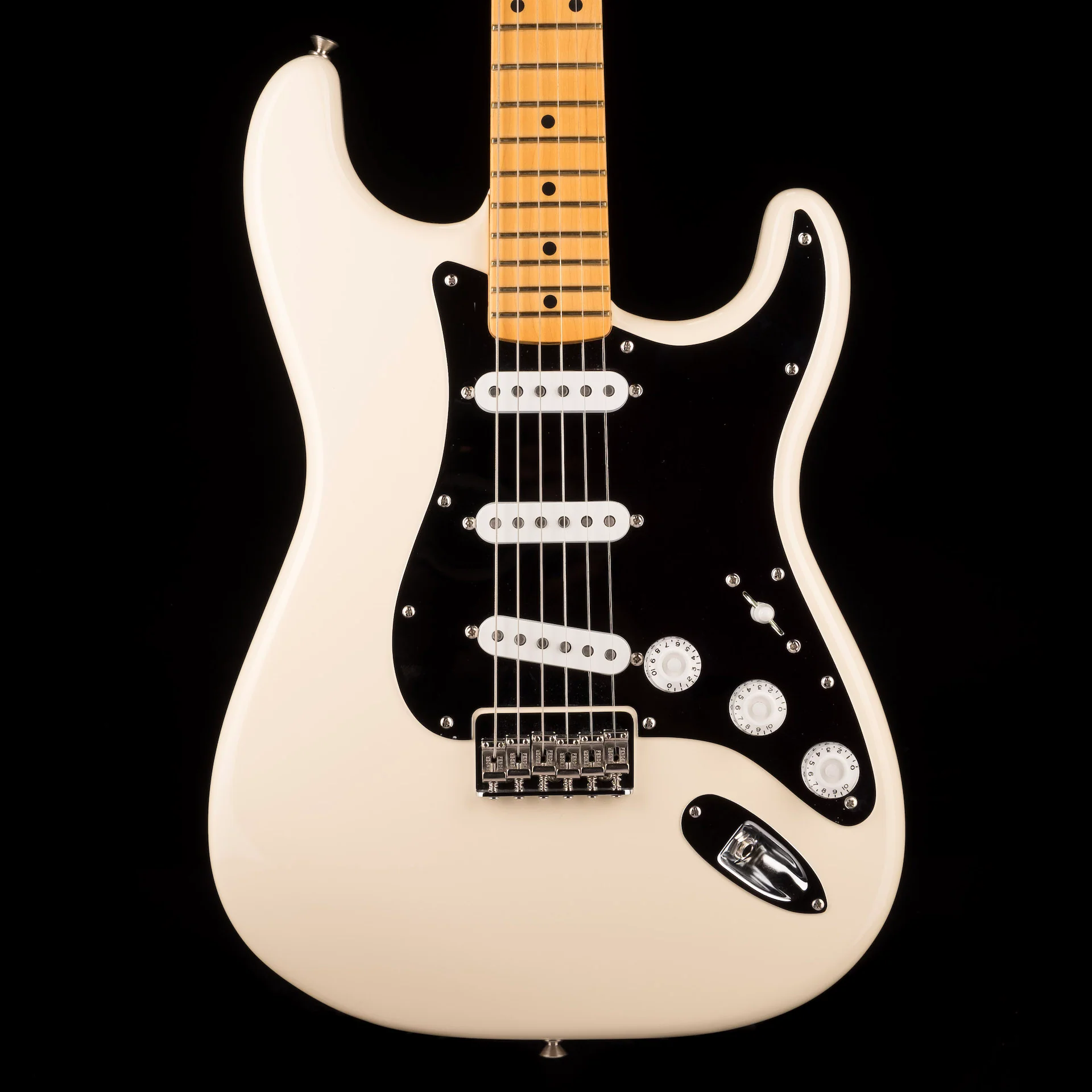 Used Fender Nile Rodgers Hitmaker Stratocaster Olympic White with OHSC