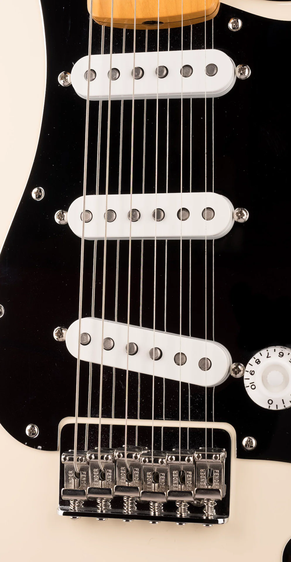 Used Fender Nile Rodgers Hitmaker Stratocaster Olympic White with OHSC - Image 7