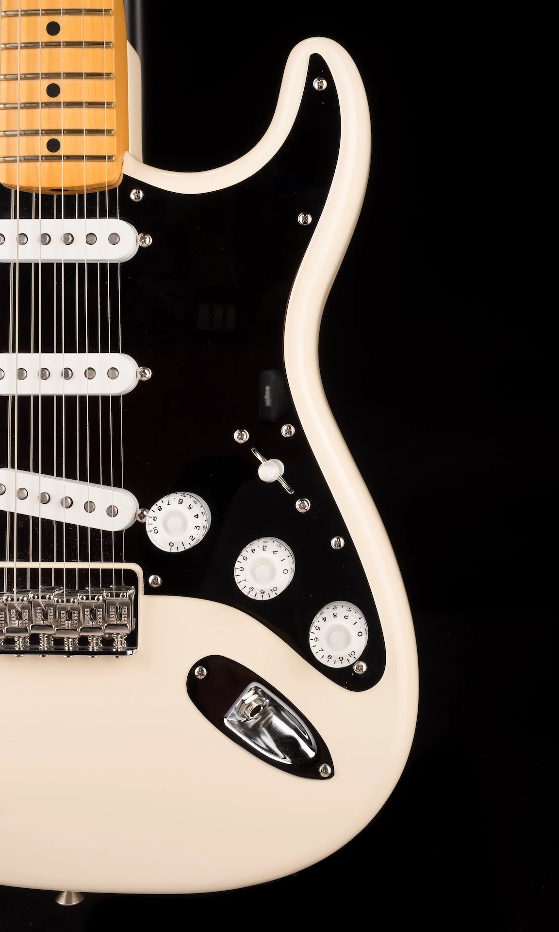 Used Fender Nile Rodgers Hitmaker Stratocaster Olympic White with OHSC - Image 9