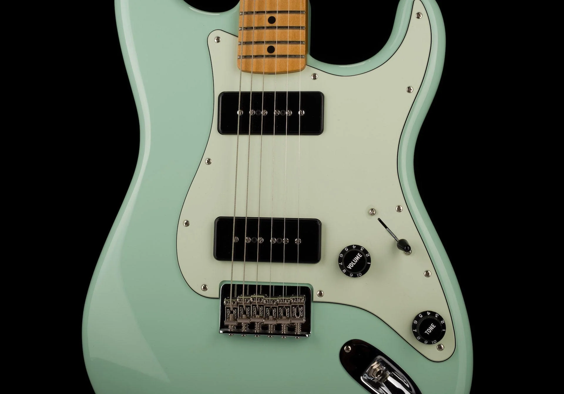 Used Fender Noventa Stratocaster Surf Green with Gig Bag - Image 6