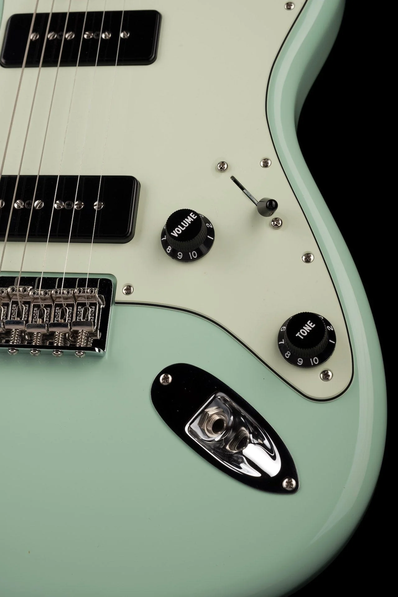 Used Fender Noventa Stratocaster Surf Green with Gig Bag - Image 8
